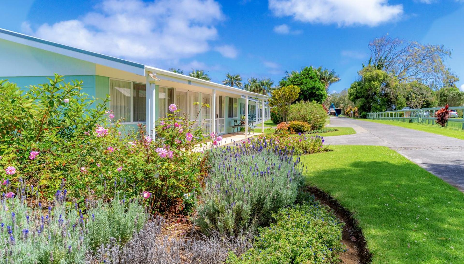 Aloha Apartments - Photo 34