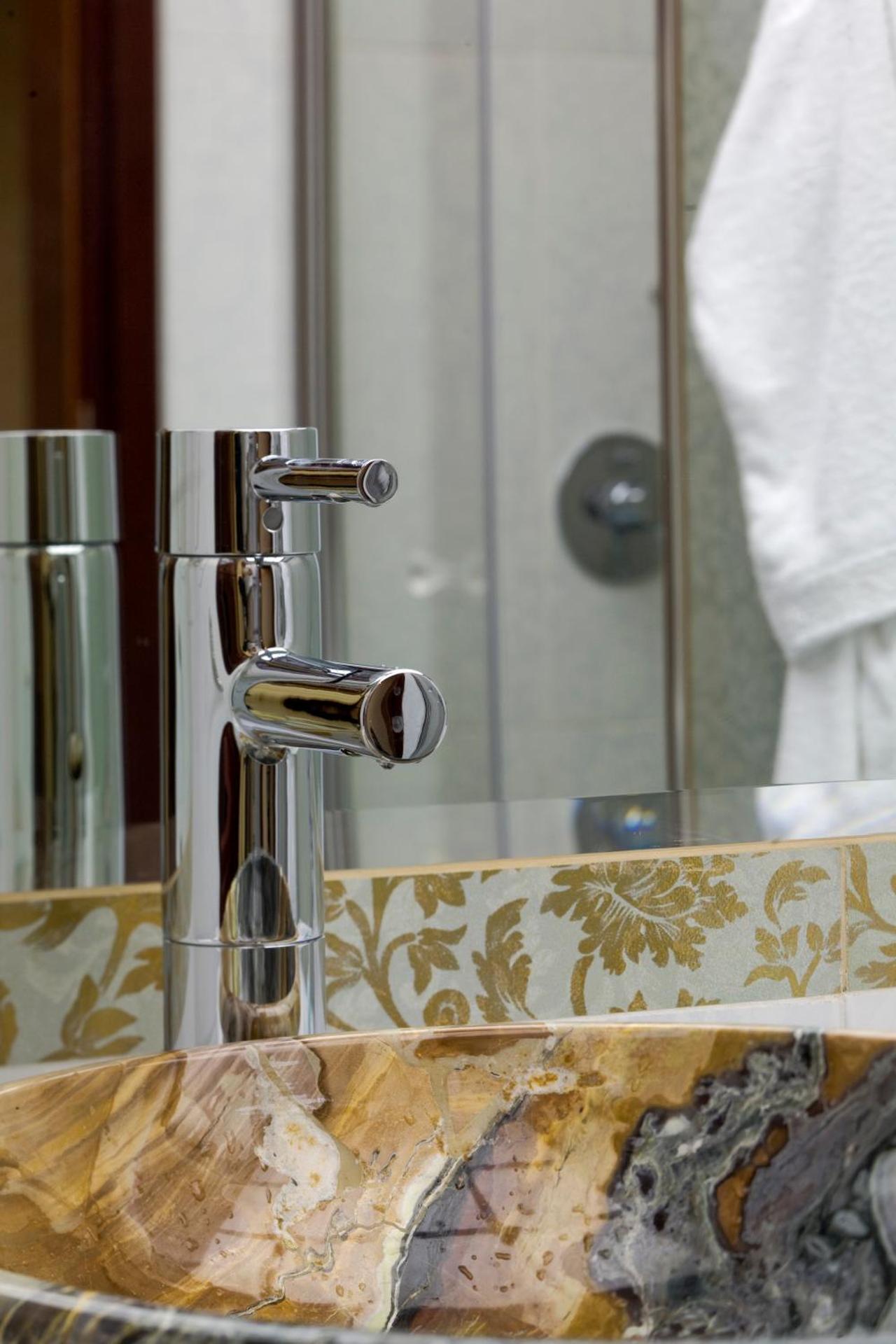 Maison Des Lys - Luxury Suites - Photo 5