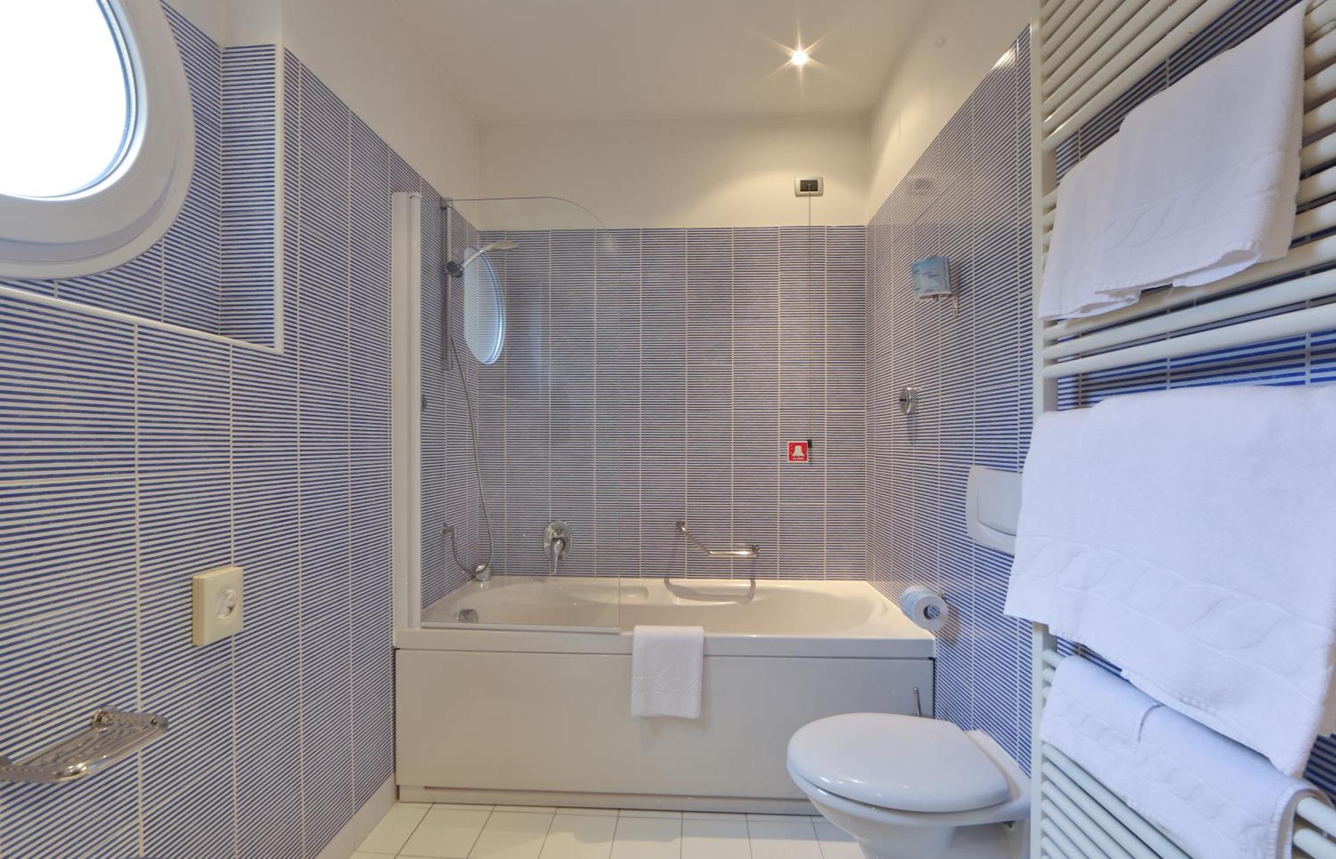 Best Western Plus Hotel Bologna - Photo 100