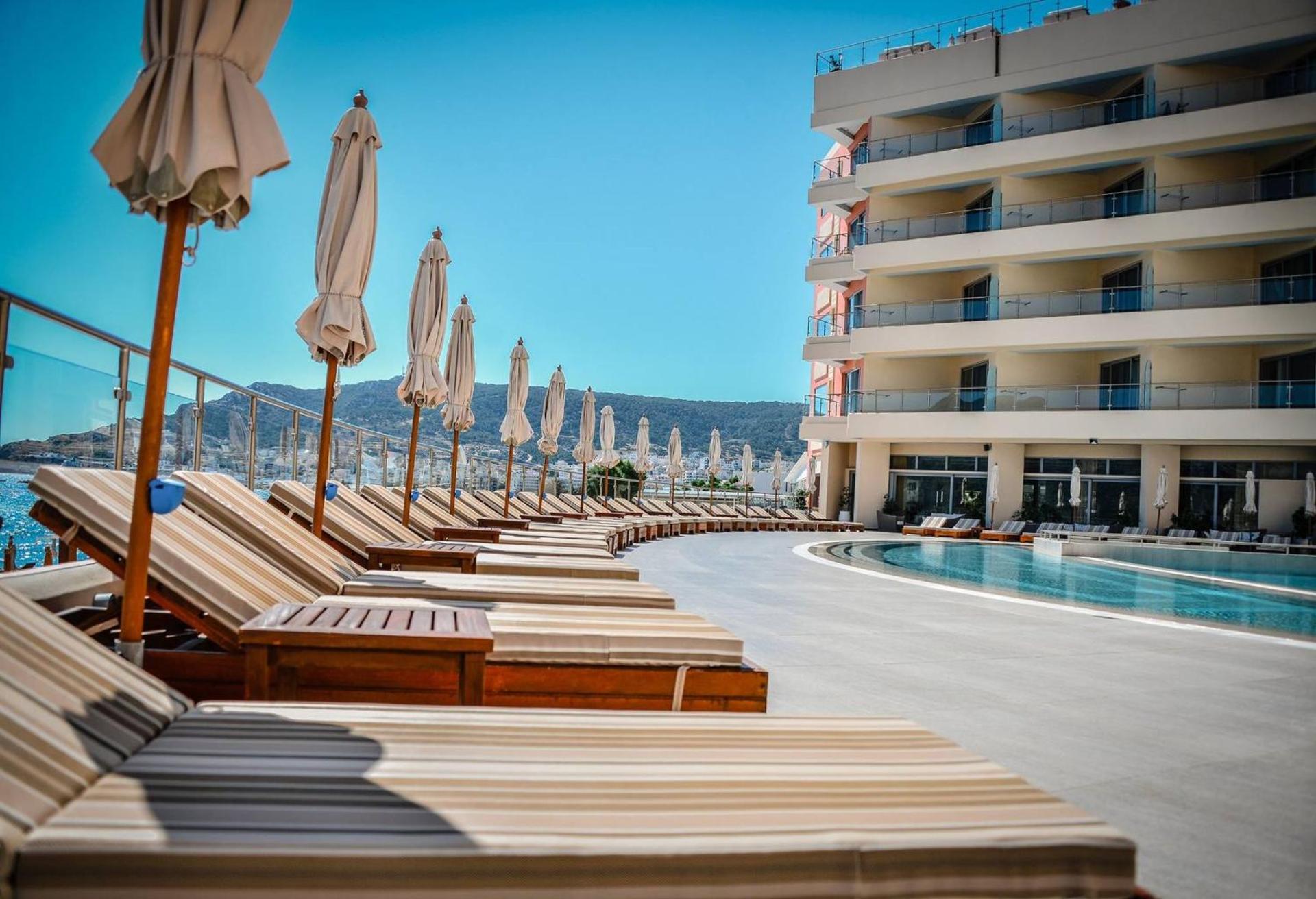 Konstantinos Palace - Photo 3