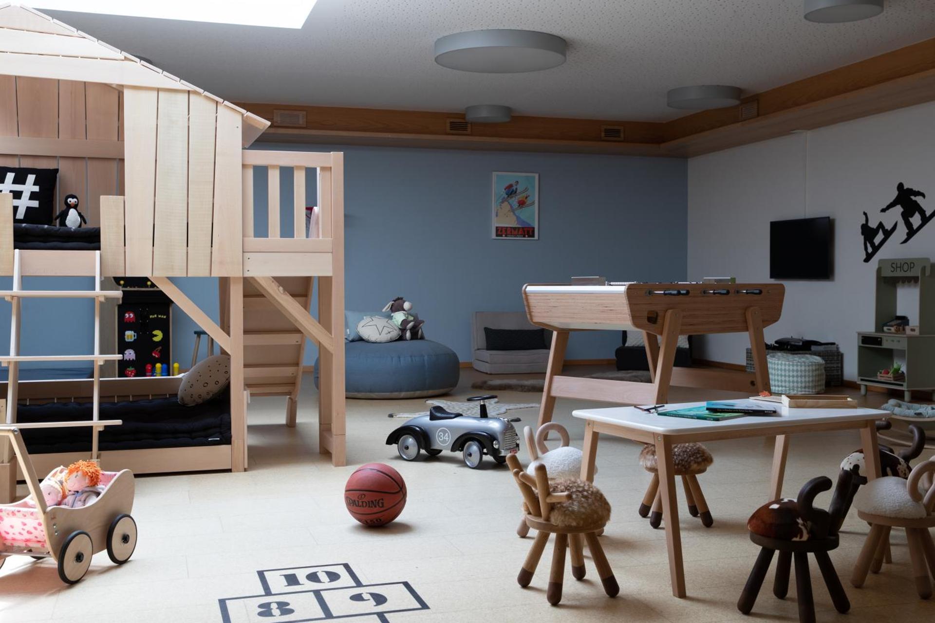 Schweizerhof Zermatt - a Small Luxury Hotel - Photo 8