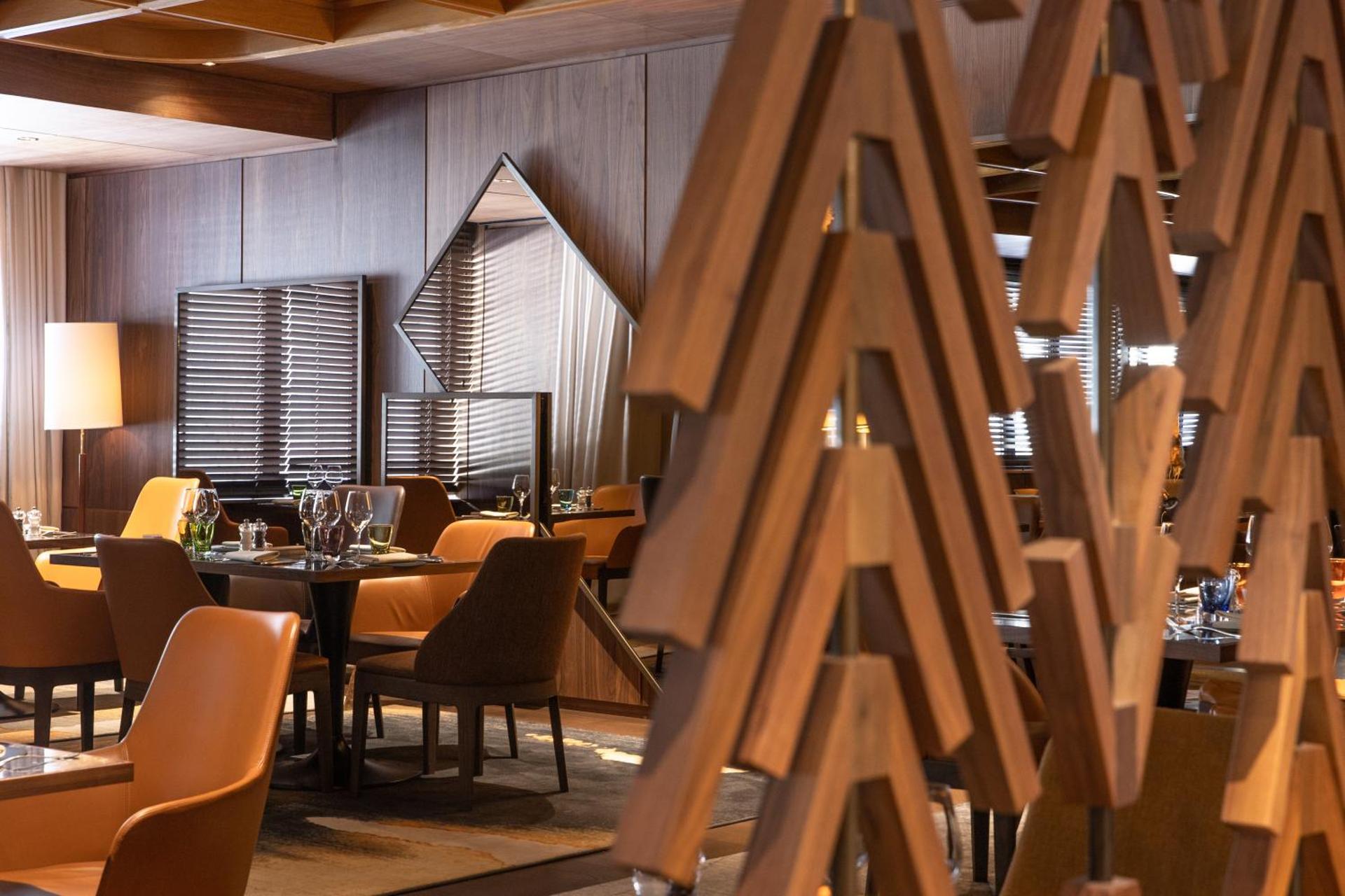 Schweizerhof Zermatt - a Small Luxury Hotel - Photo 4