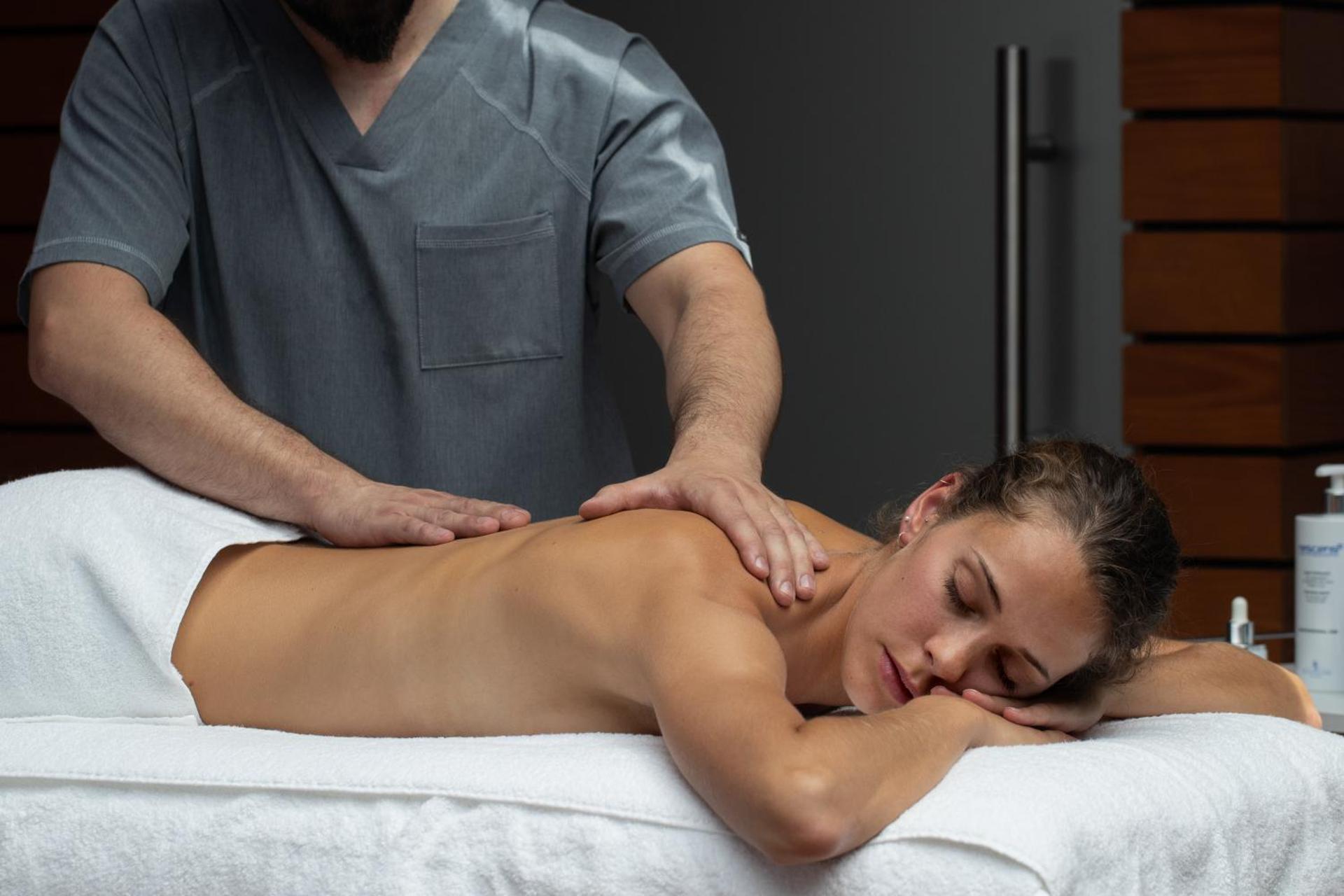 Schweizerhof Zermatt - a Small Luxury Hotel - Photo 17