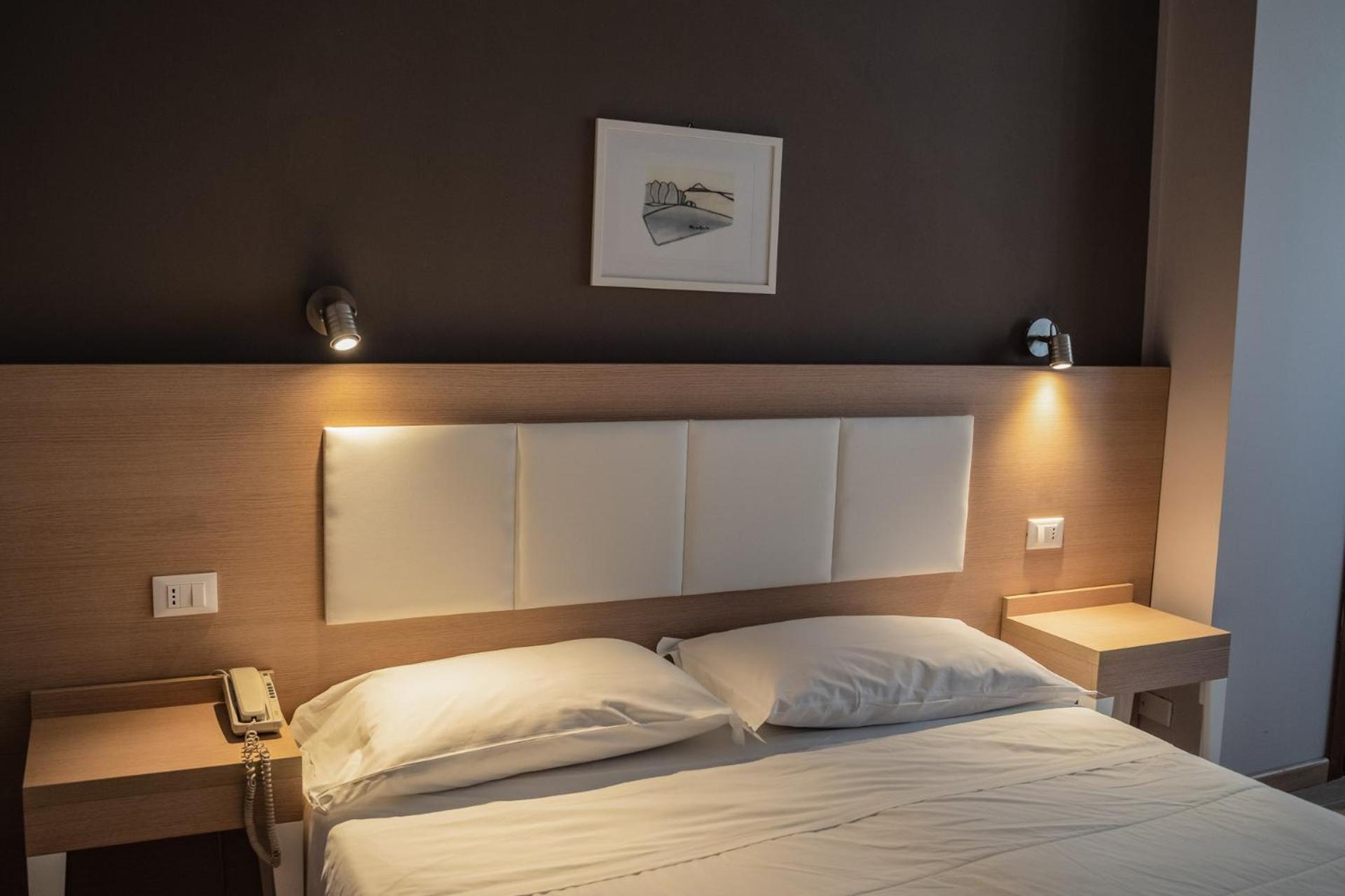 Hotel Mediterraneo - Photo 61