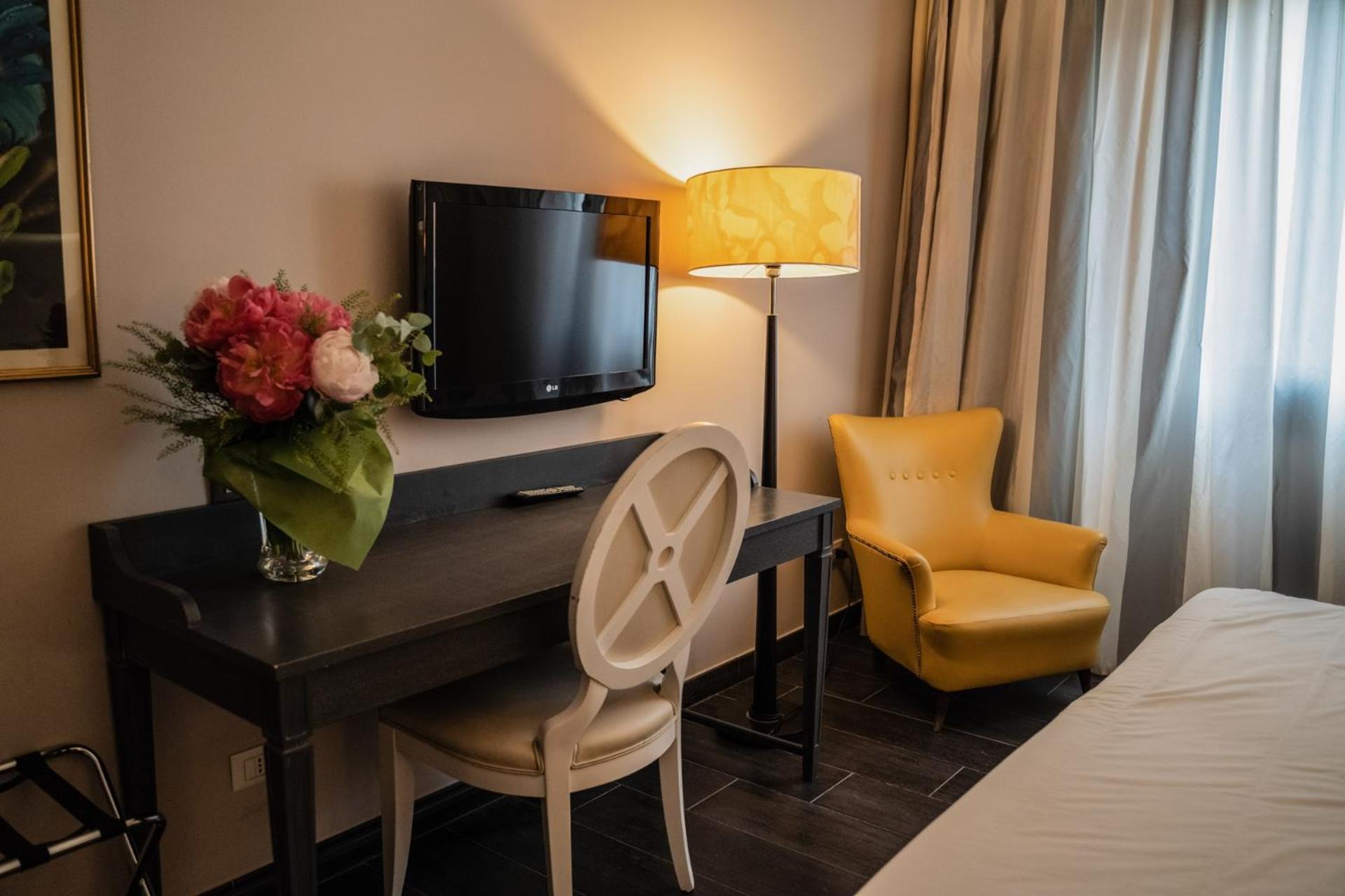 Hotel Mediterraneo - Photo 88