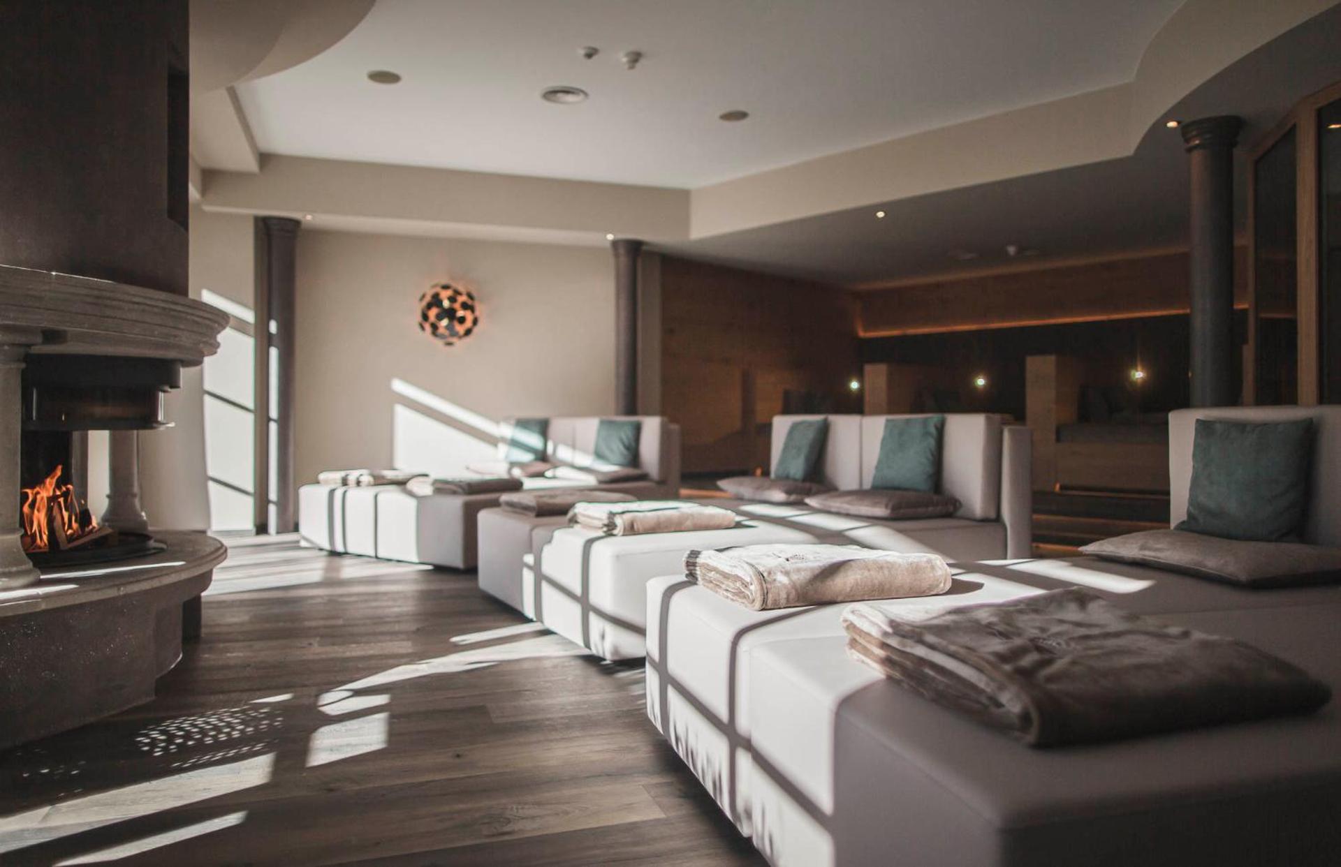 Majestic - Unique Spa Resort - Photo 4