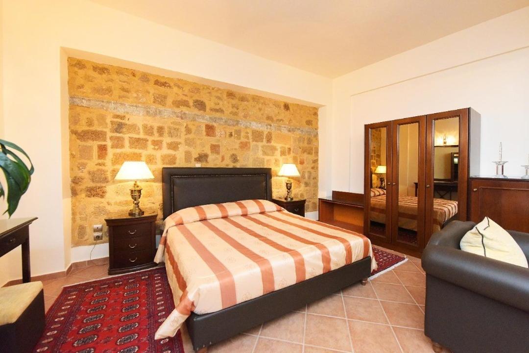 Paris Hotel - Photo 47