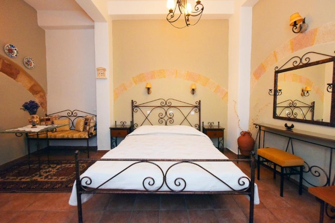 Paris Hotel - Photo 21
