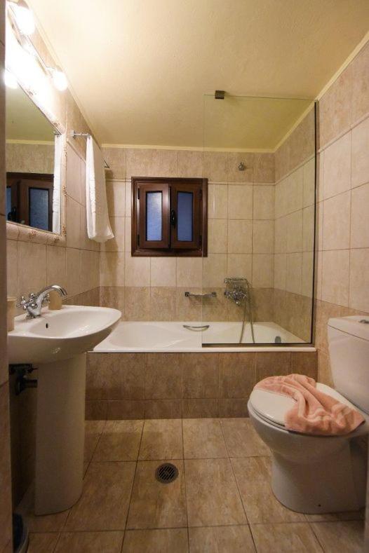 Paris Hotel - Photo 44