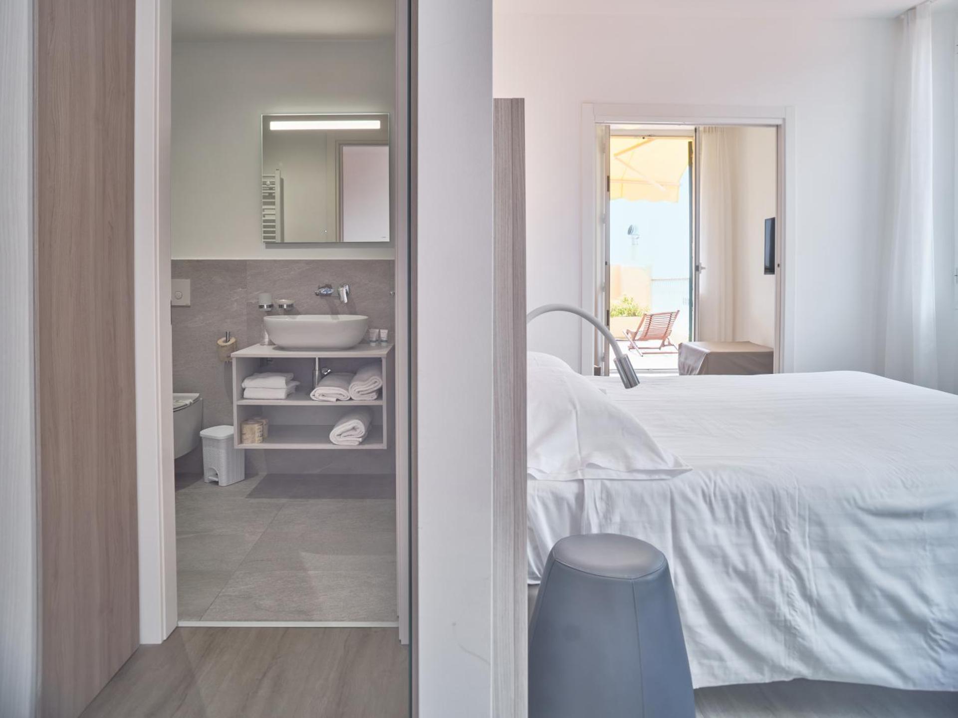 Hotel Medusa - Photo 97