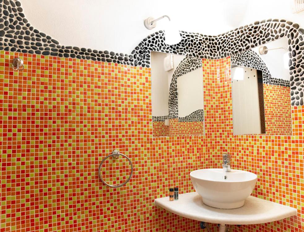 Suites of the Gods Cave Spa Hotel - Photo 39