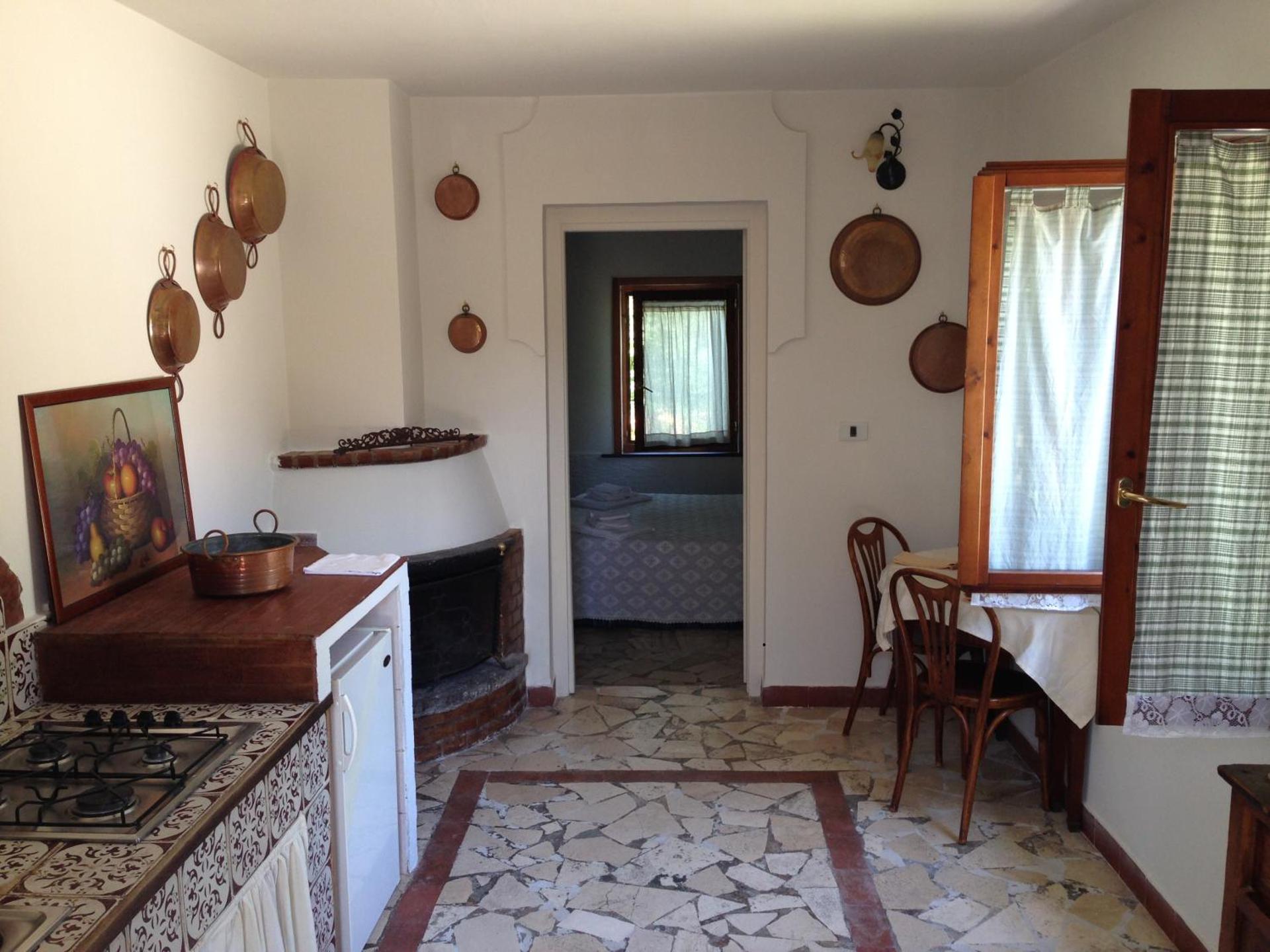 Studio (2 Adults) - Photo 3