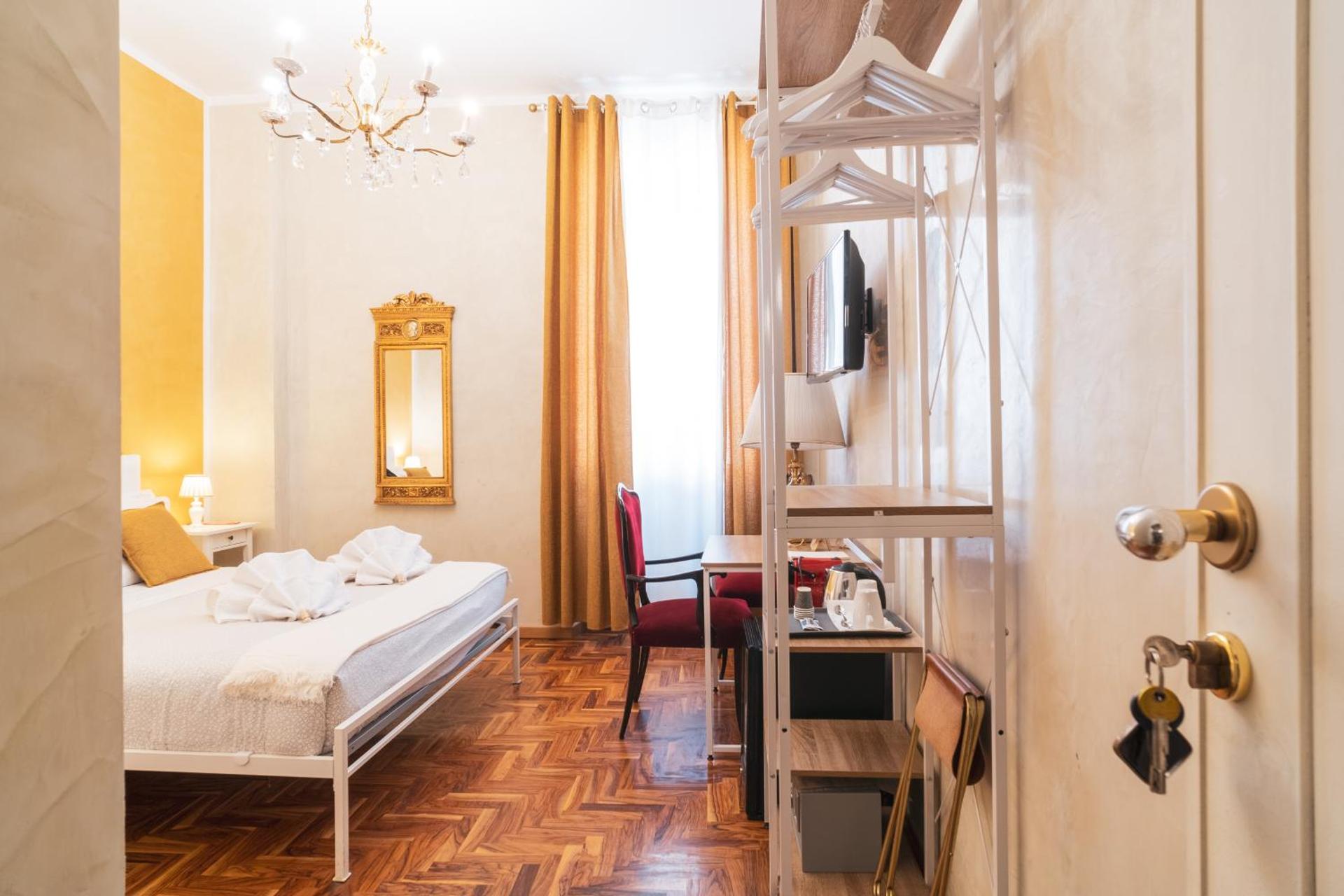 Golden Rooms Piazza di Spagna - Photo 14