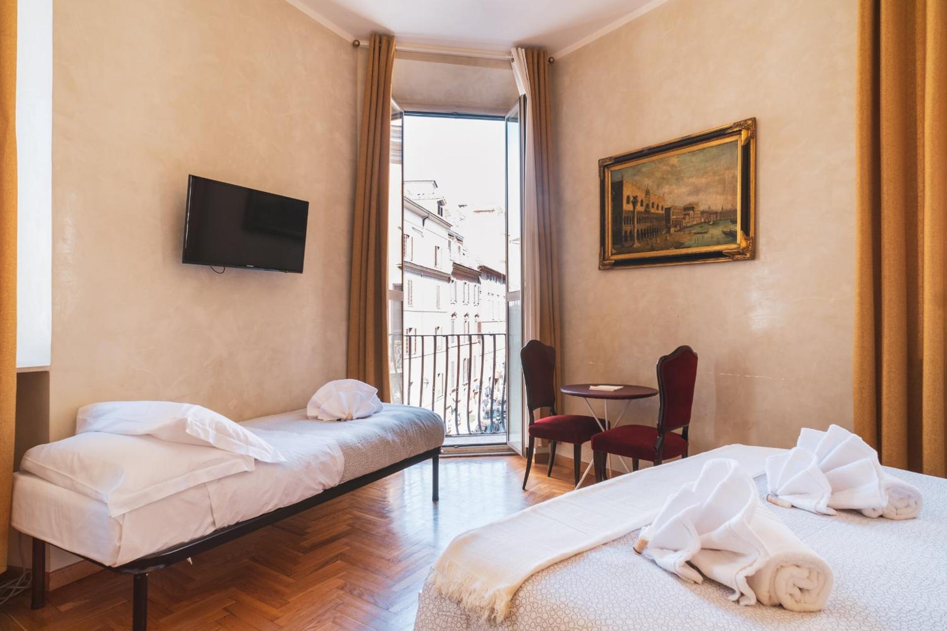 Golden Rooms Piazza di Spagna - Photo 47