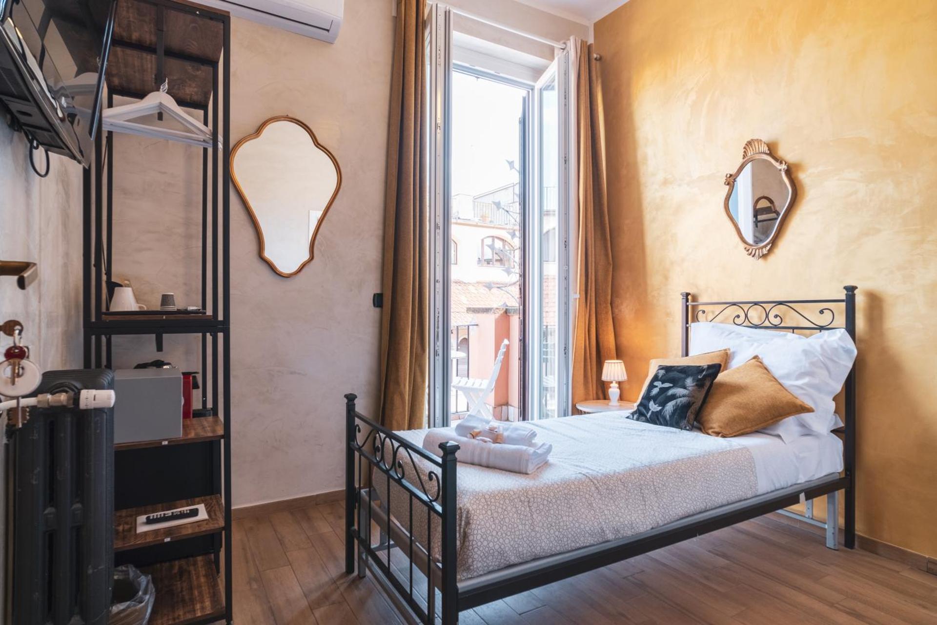 Golden Rooms Piazza di Spagna - Photo 2