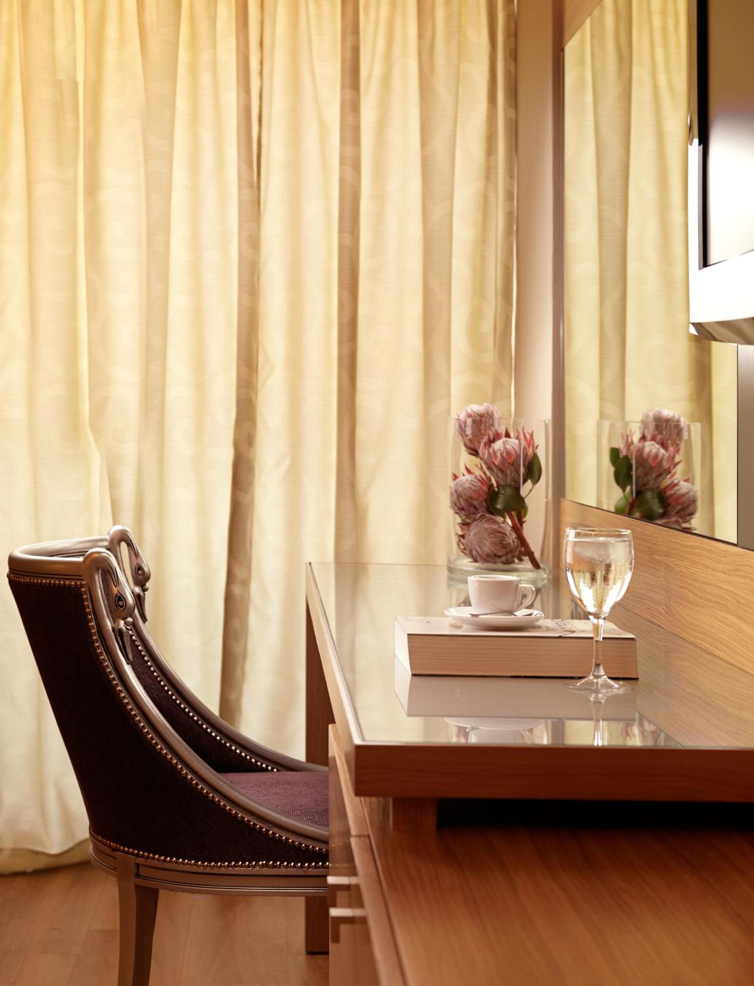 Superior Room with Acropolis View - Photo 3