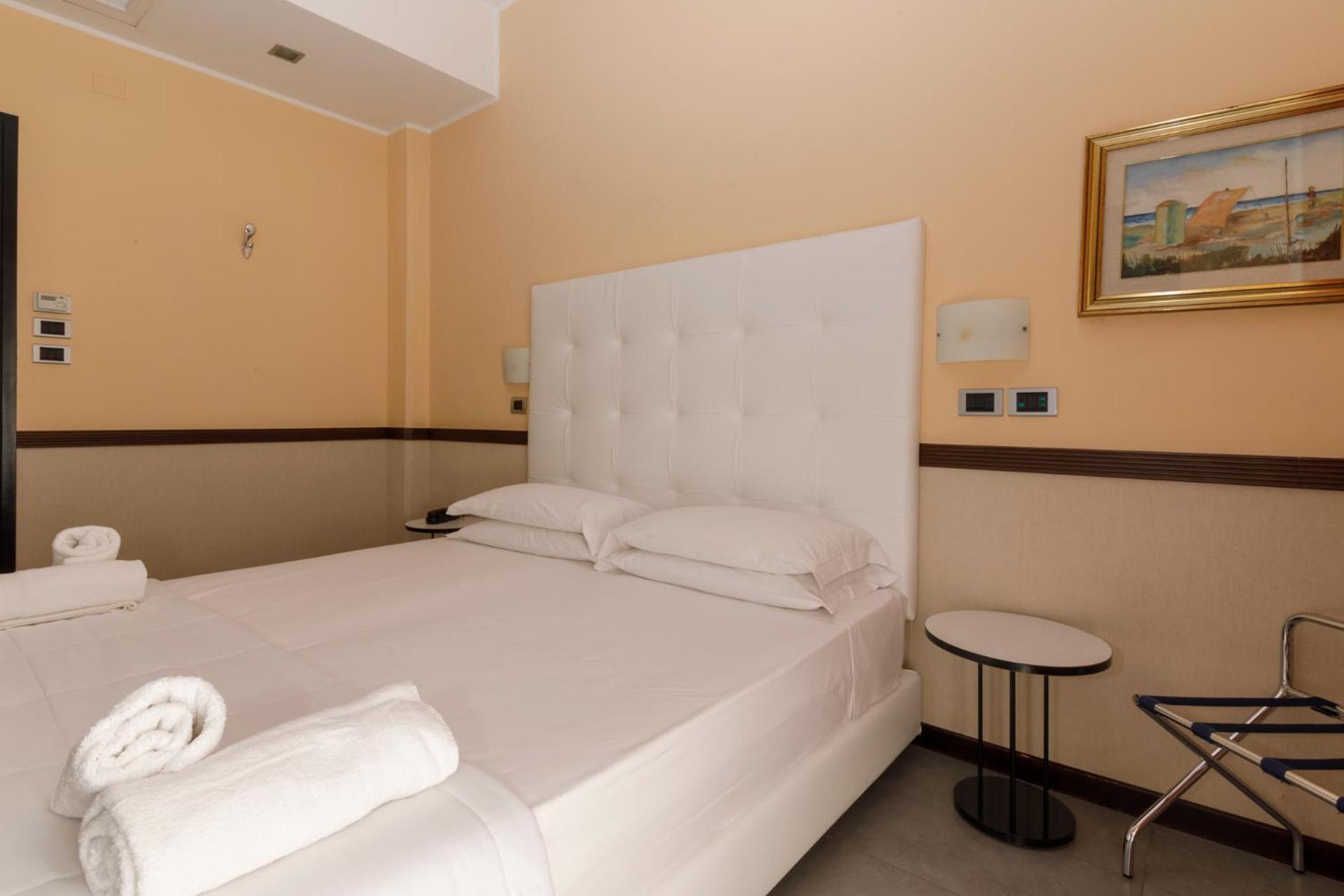Hotel Derby - Photo 6