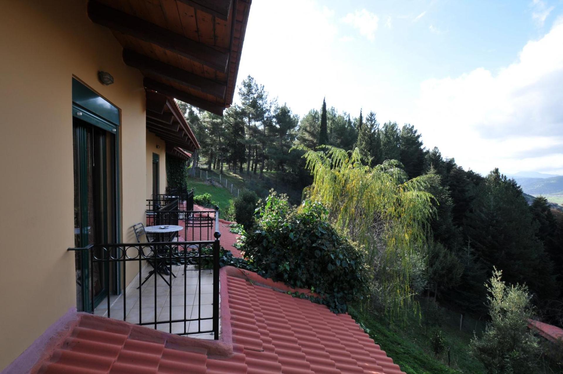 Aphrodite's Inn Kalavrita - Photo 39
