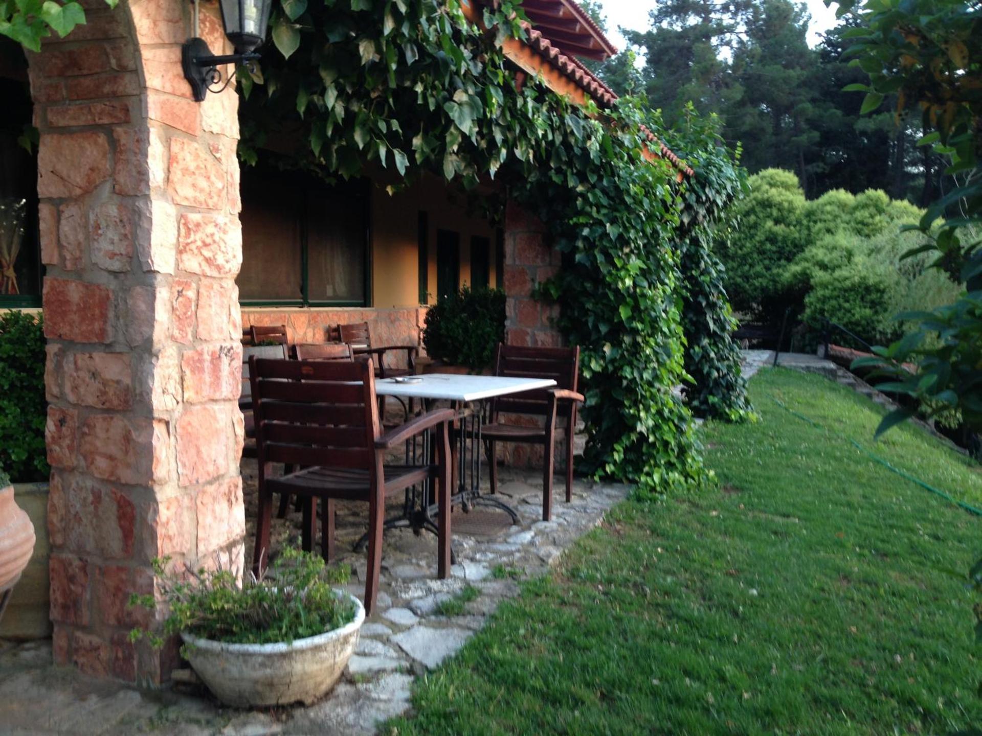 Aphrodite's Inn Kalavrita - Photo 99