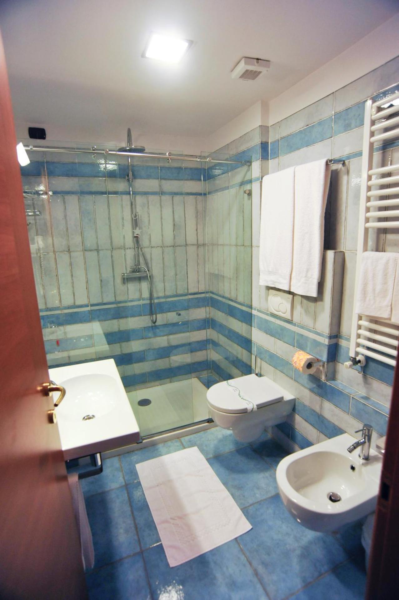 Hotel Ristorante Vecchia Riva - Photo 32