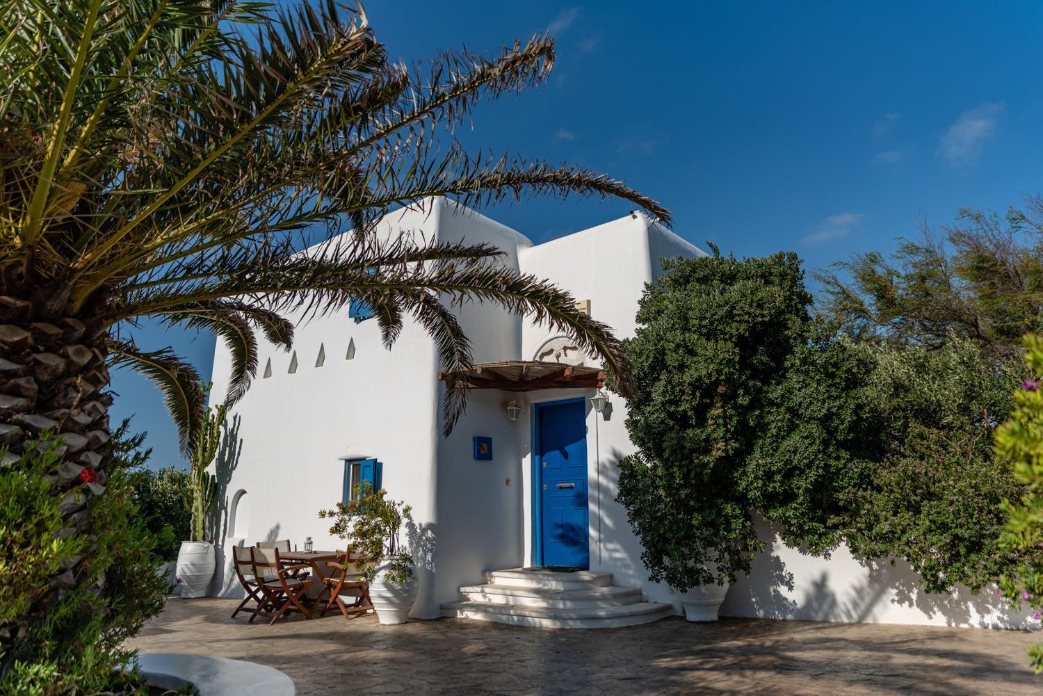 Mykonian Iros Suites & Villas - Photo 63