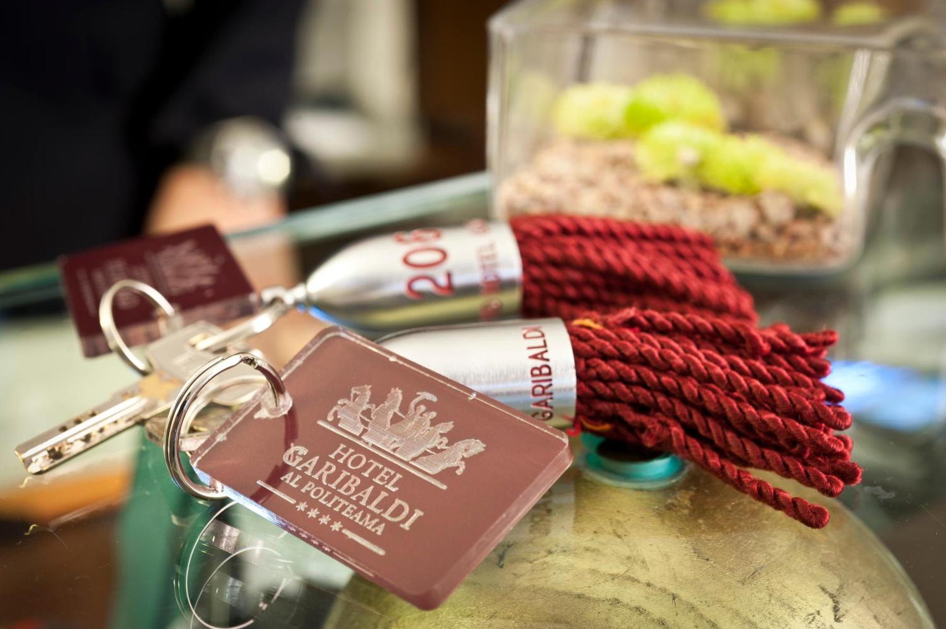 Hotel Garibaldi - Photo 25