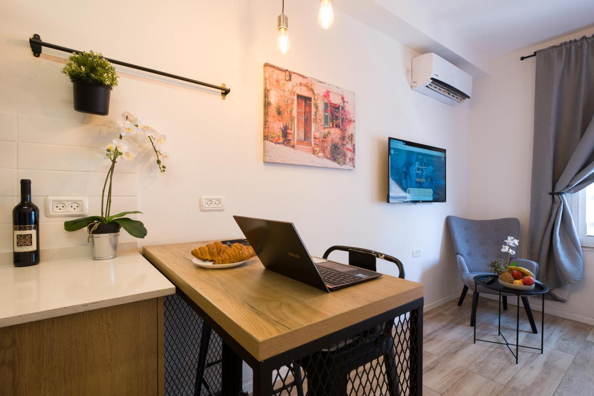 Aju Hillel 14 - Photo 32