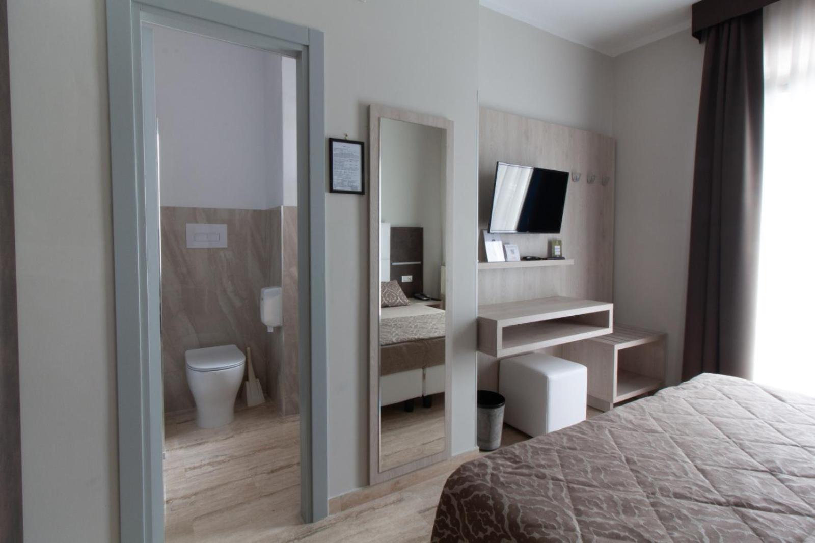 Hotel Europa - Photo 26