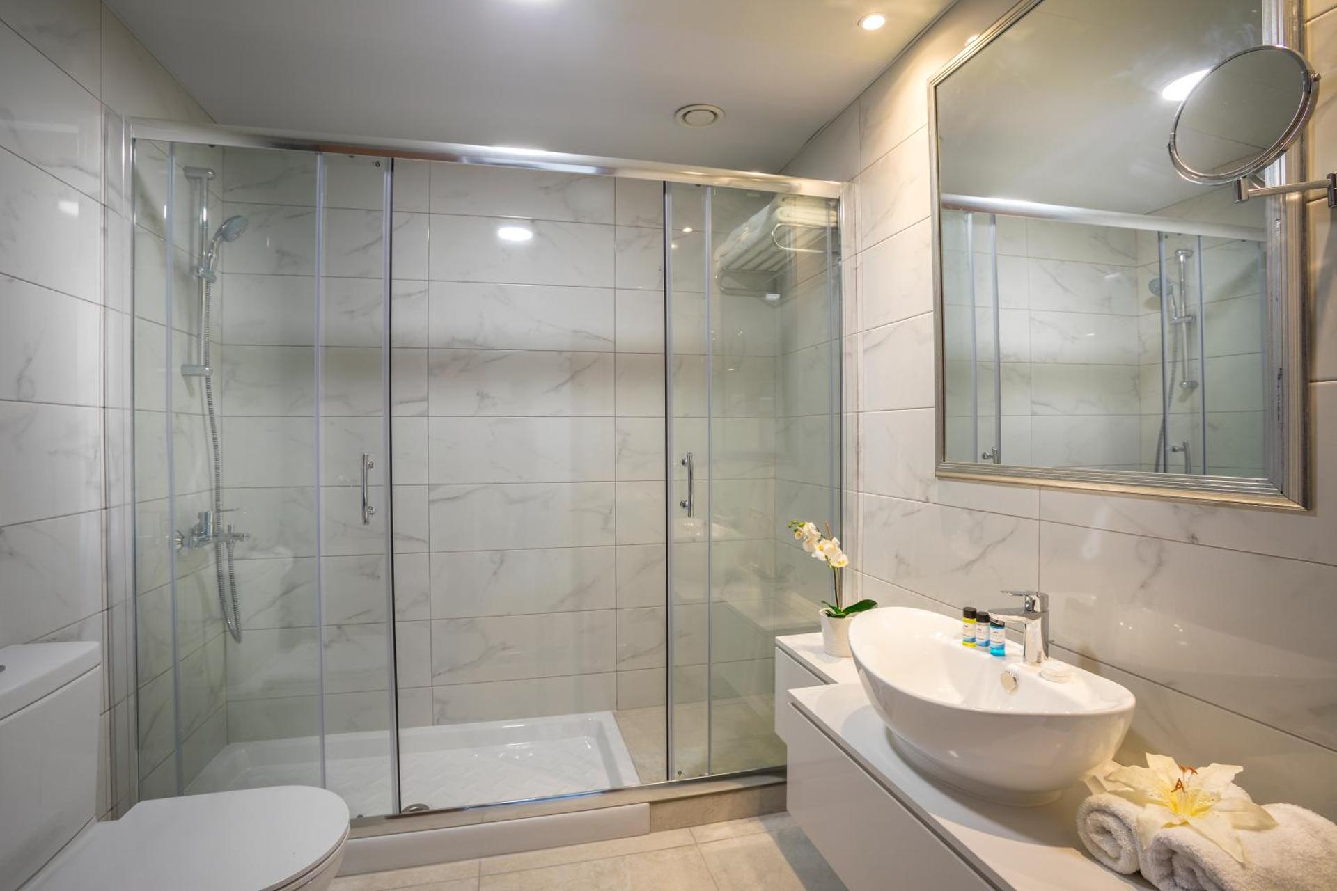 Aquamare Beach Hotel & Spa - Photo 26