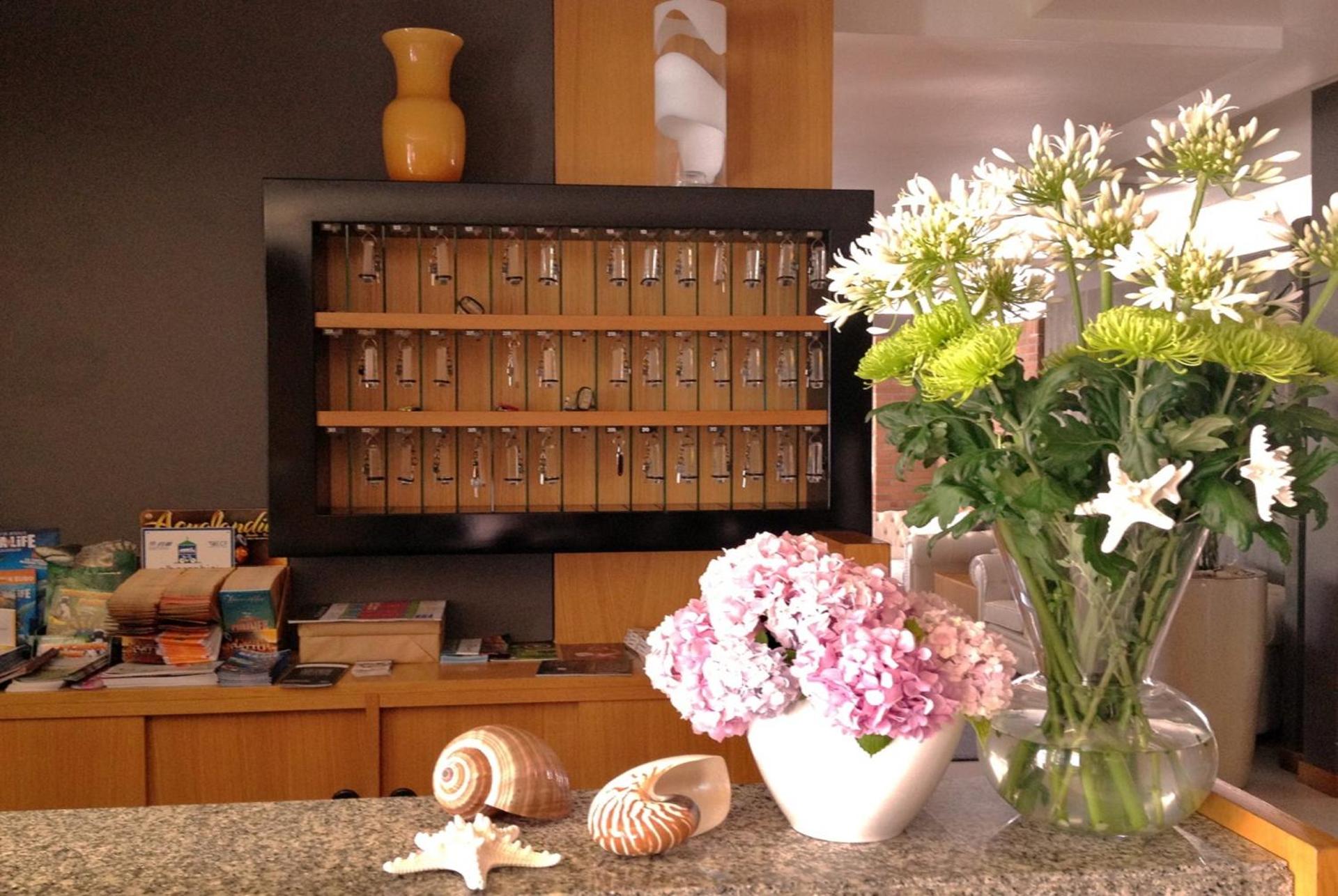 Hotel Santiago - Photo 7