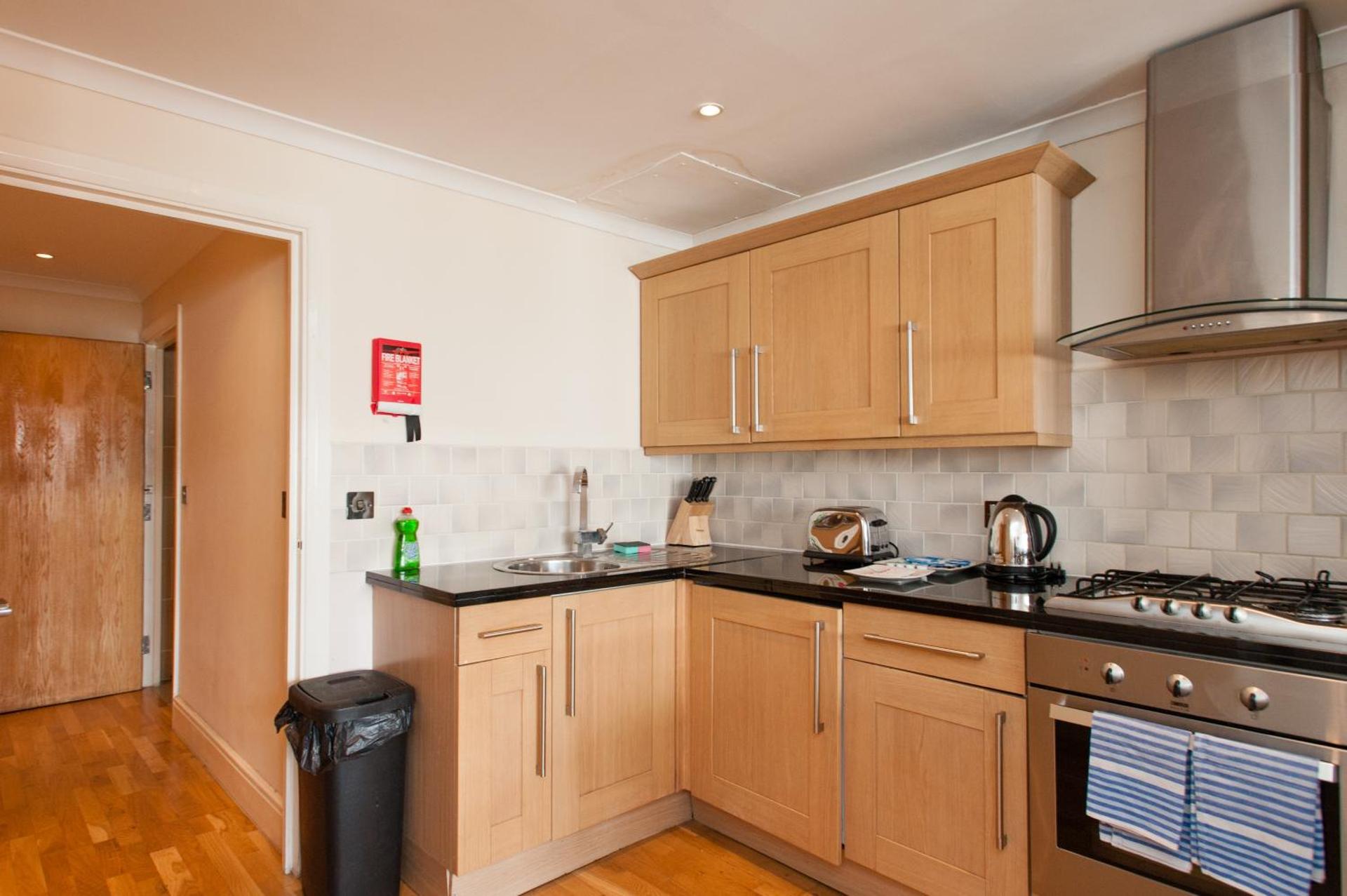 London Serviced Apartments - Photo 16