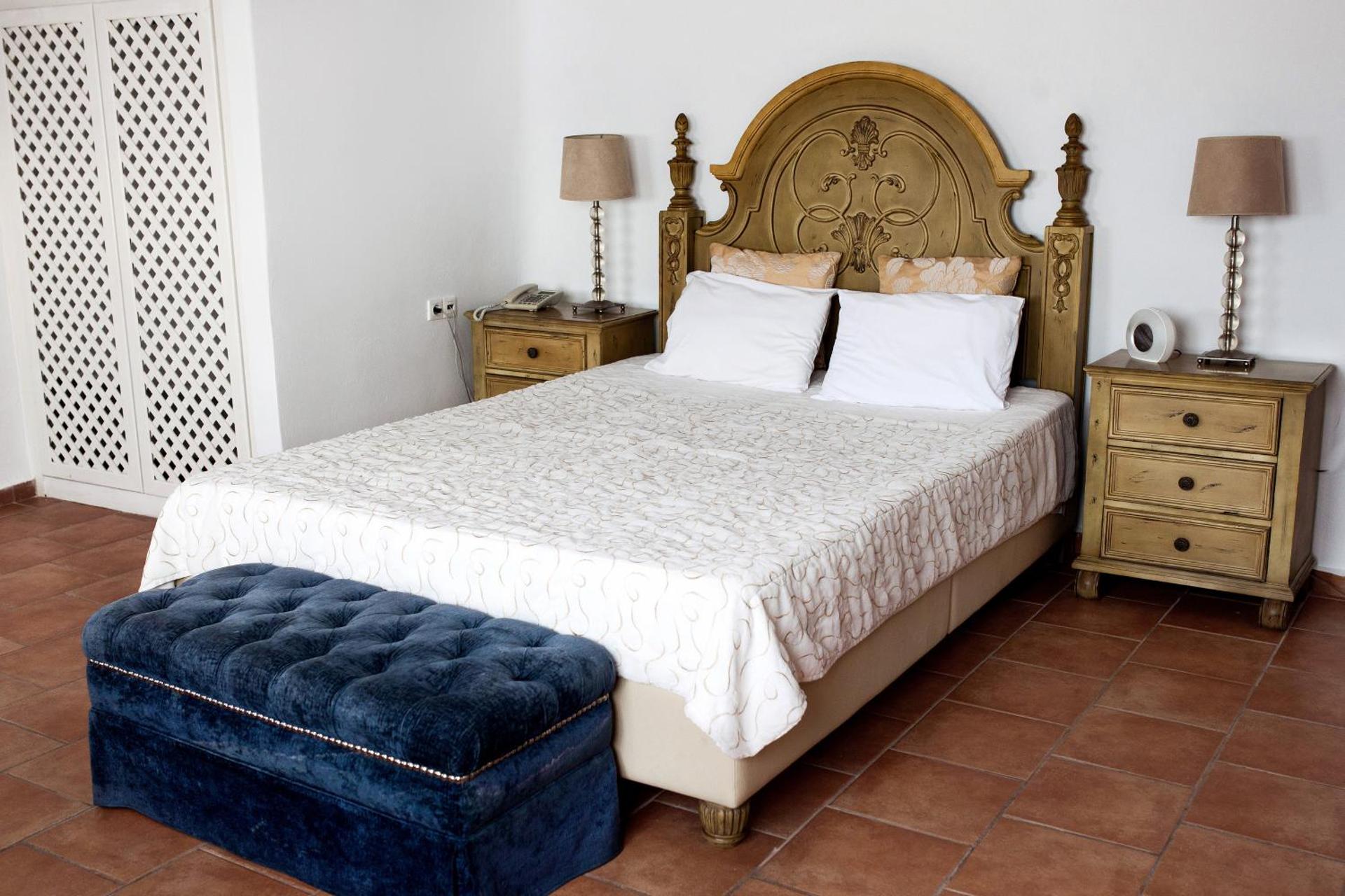 Suites of the Gods Cave Spa Hotel - Photo 94