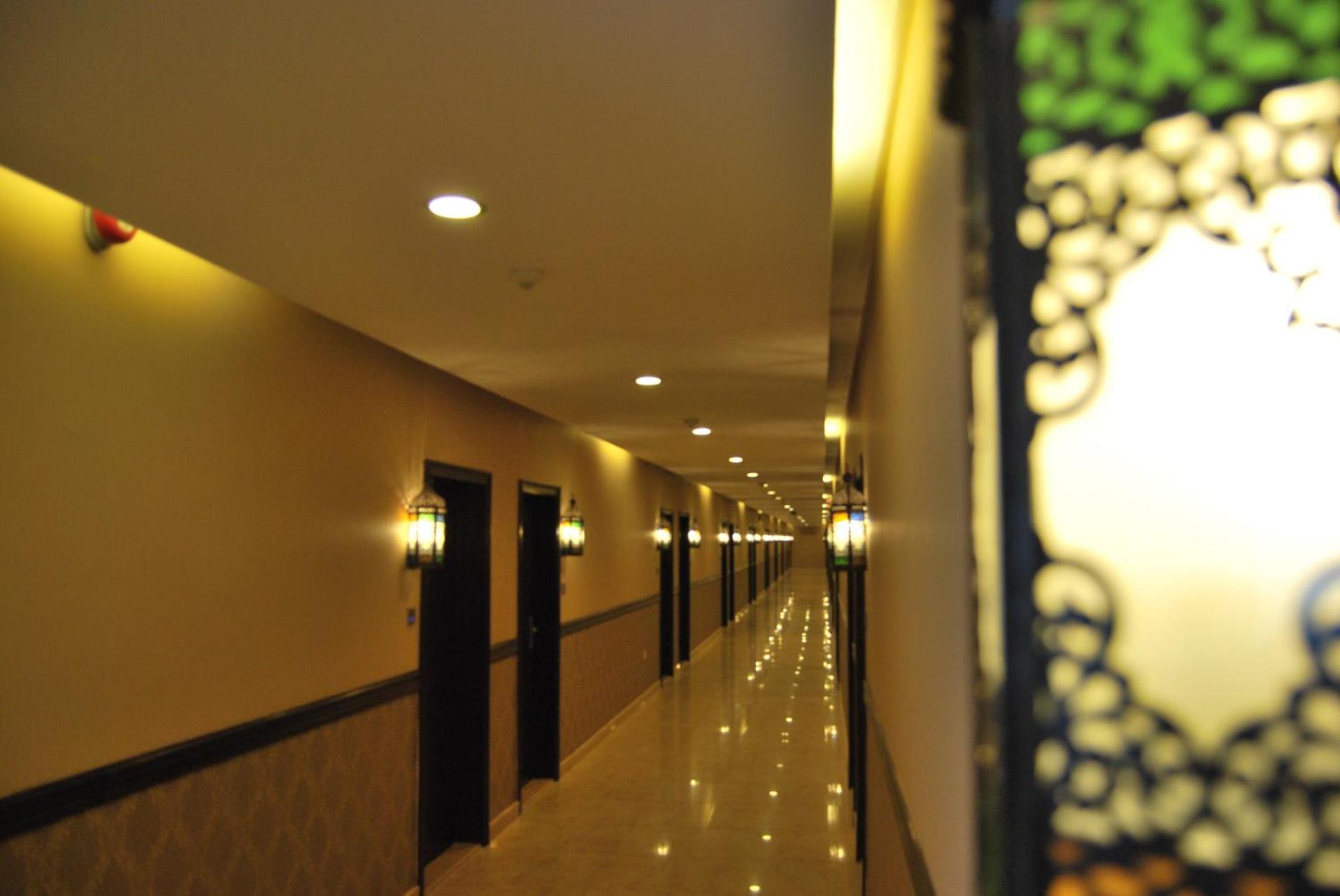 Sharjah International Airport Hotel - Photo 21