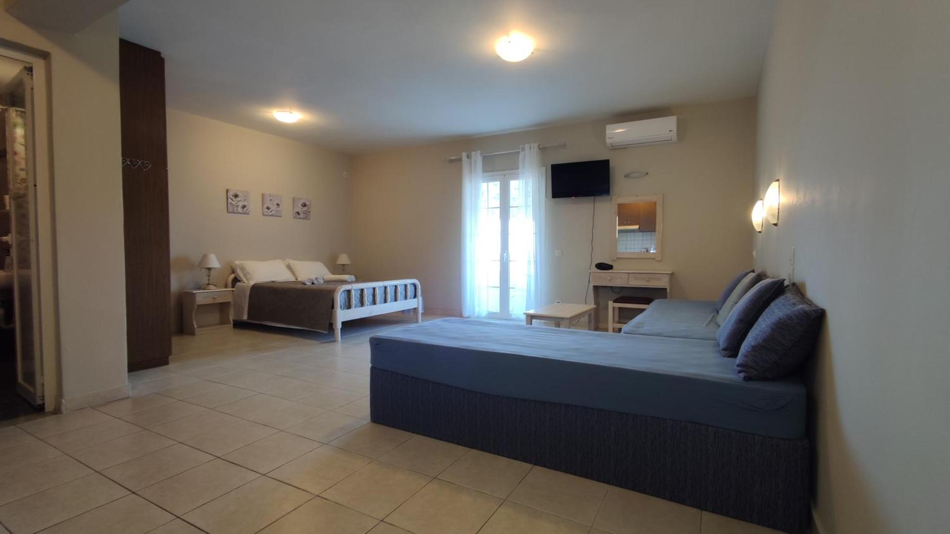 Oskars Studios & Apartments - Photo 61