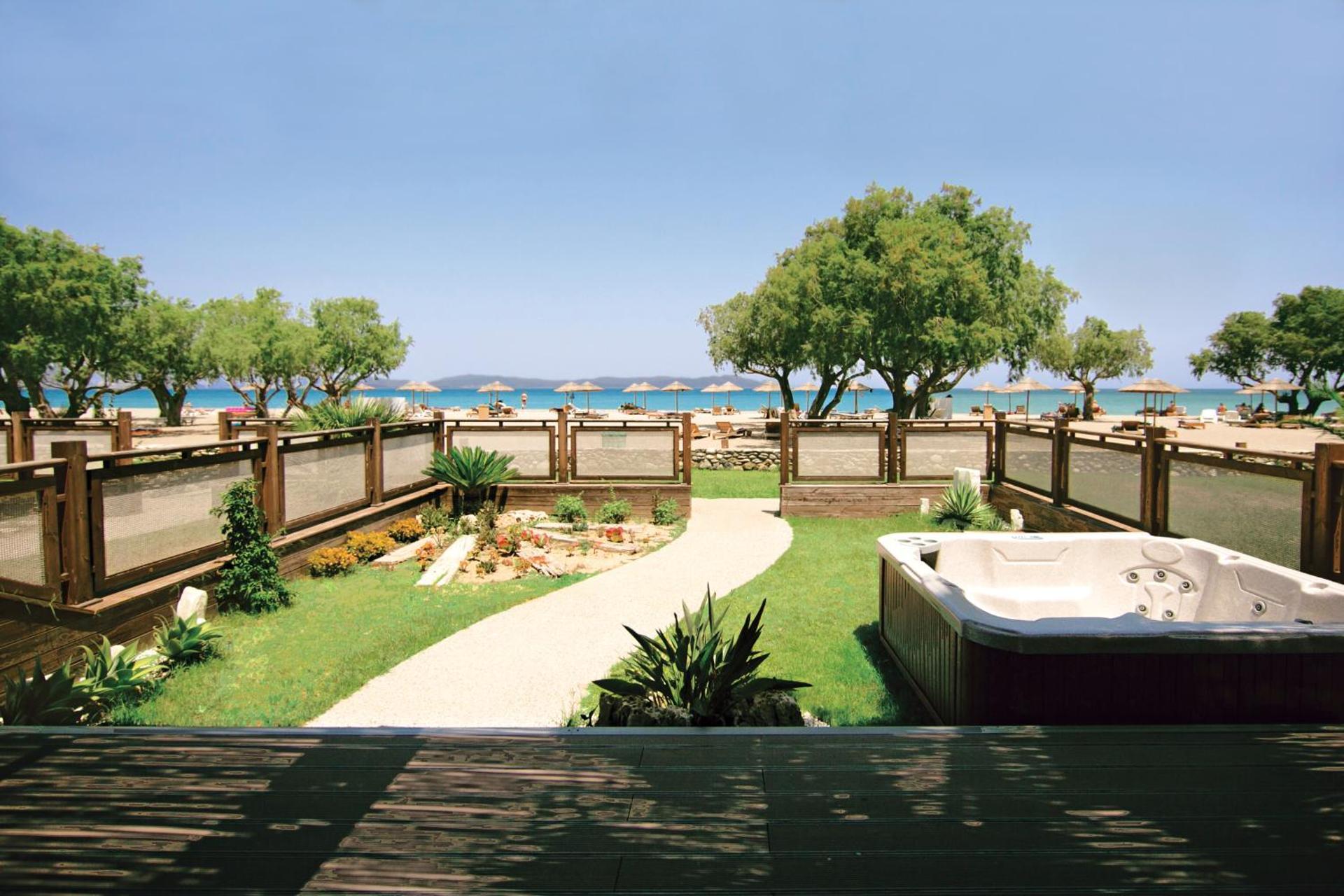 Atlantis Hotel - Photo 56