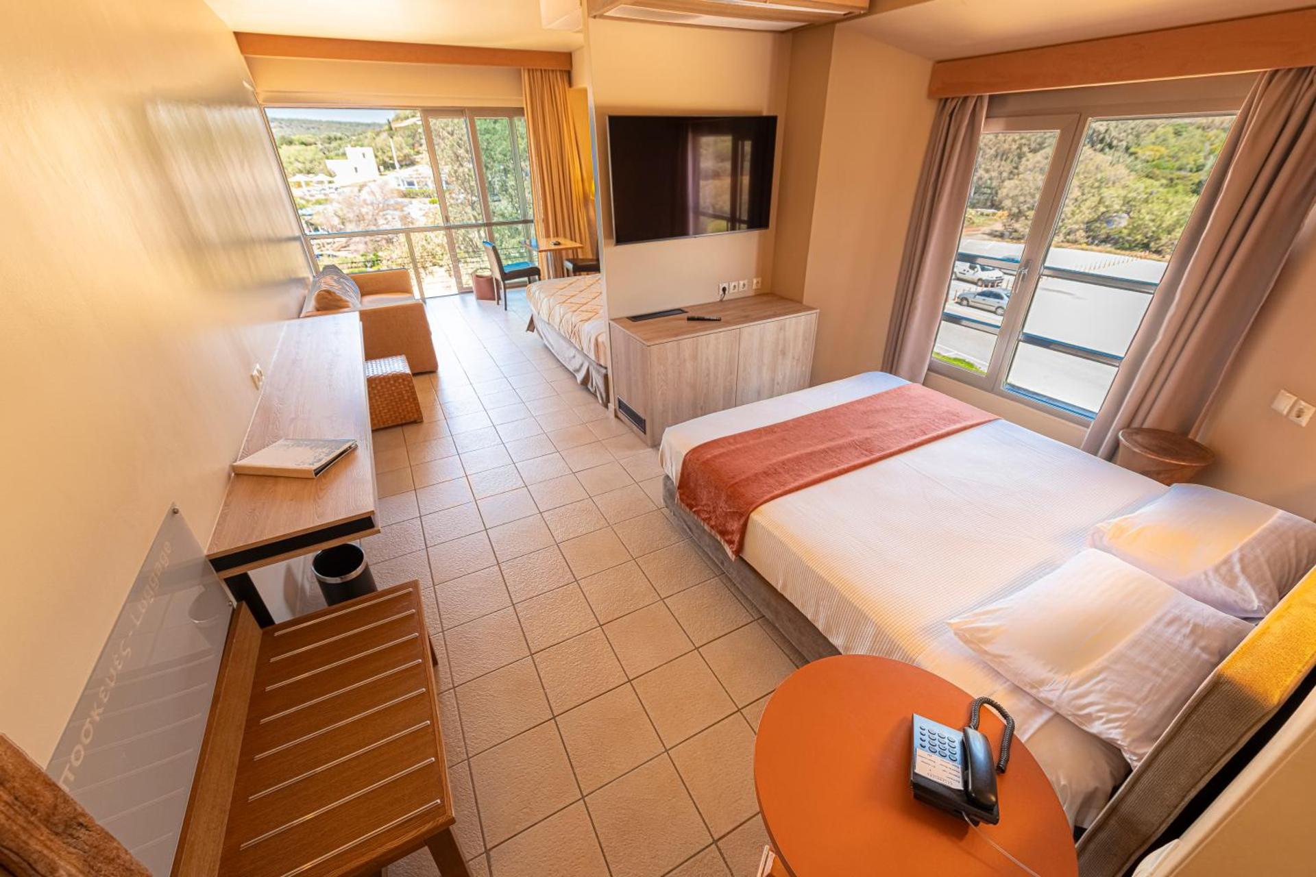 Aegeon Beach Hotel - Photo 29