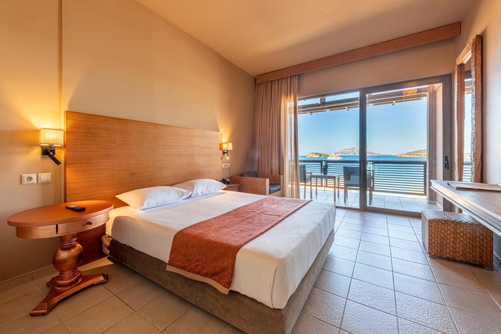 Aegeon Beach Hotel - Photo 4