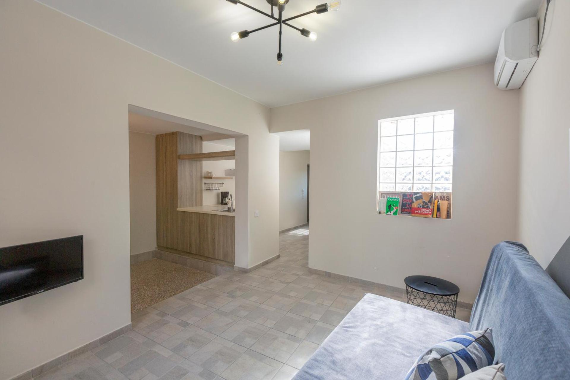 Psirri Place economy apartments centrally located - Photo 22