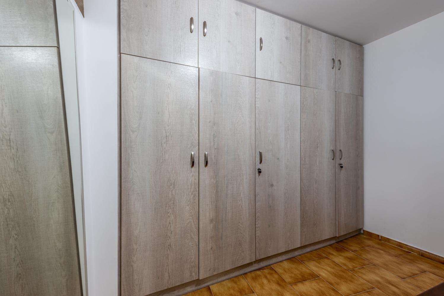 Sofaki Milos - Photo 22