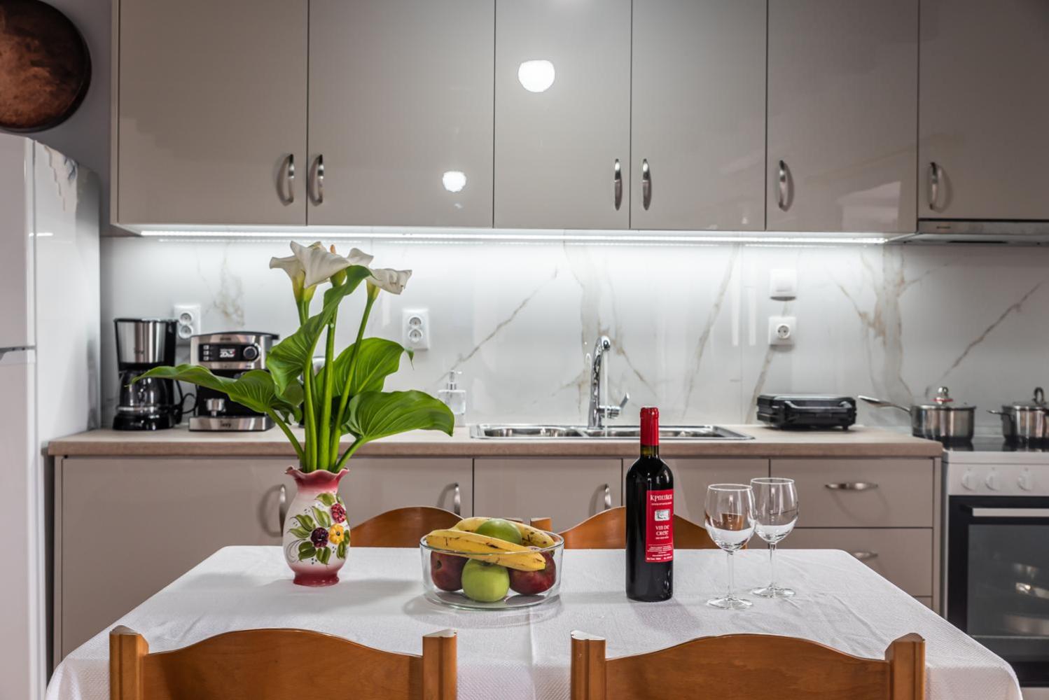 Sofaki Milos - Photo 9