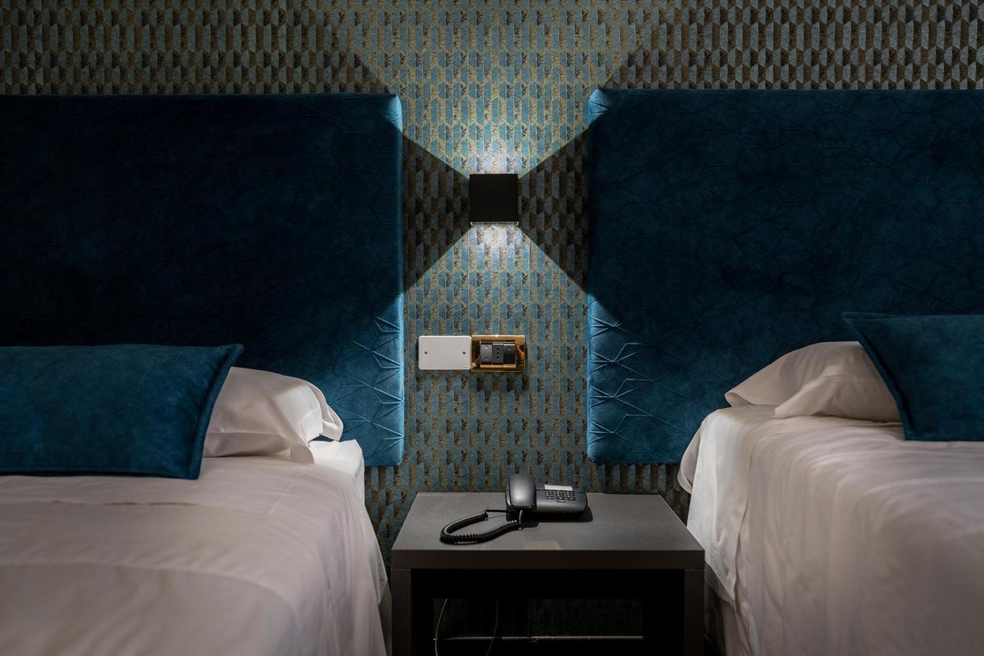 Hotel Astoria - Photo 26