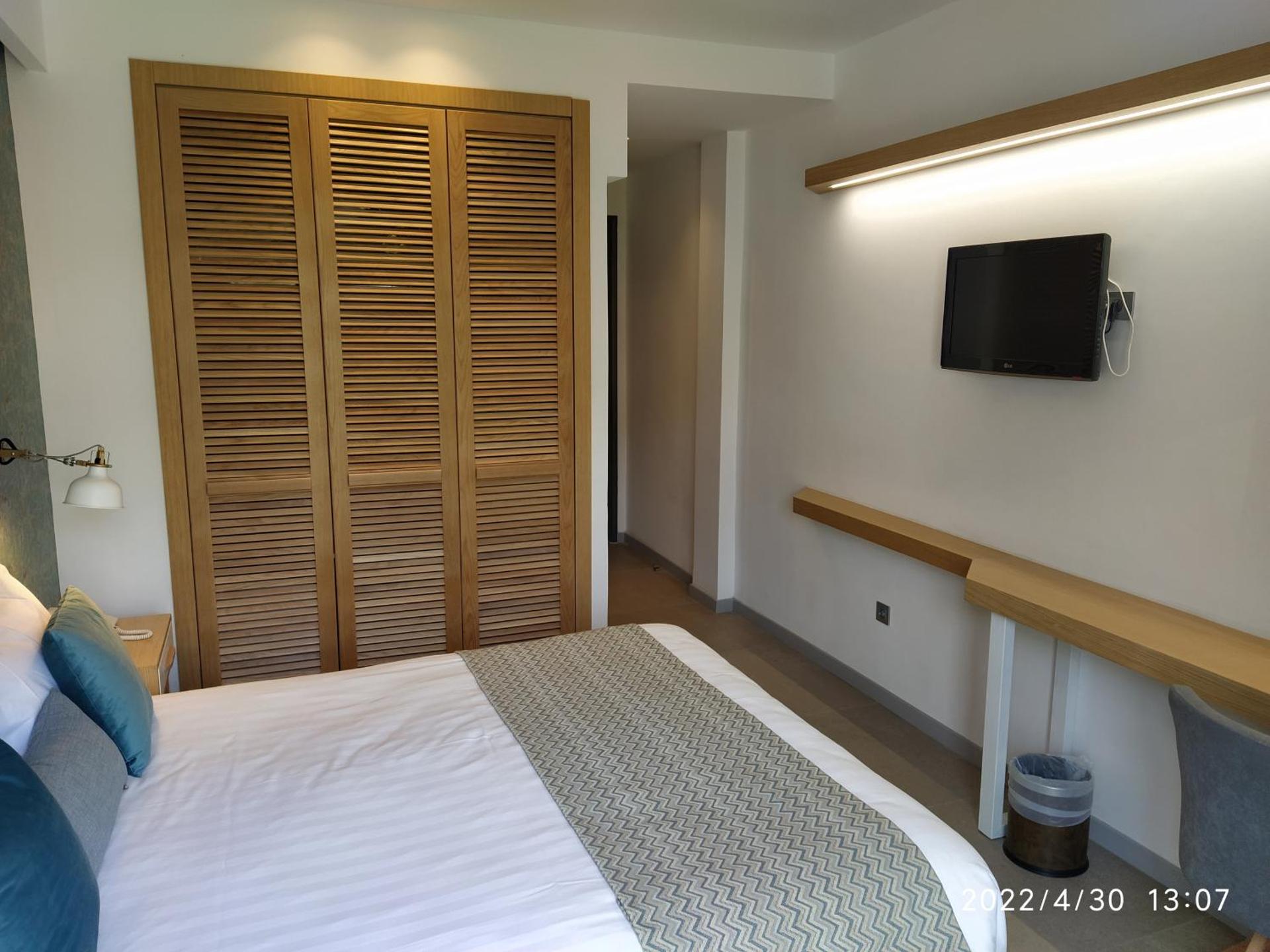 Minoa Hotel - Photo 35
