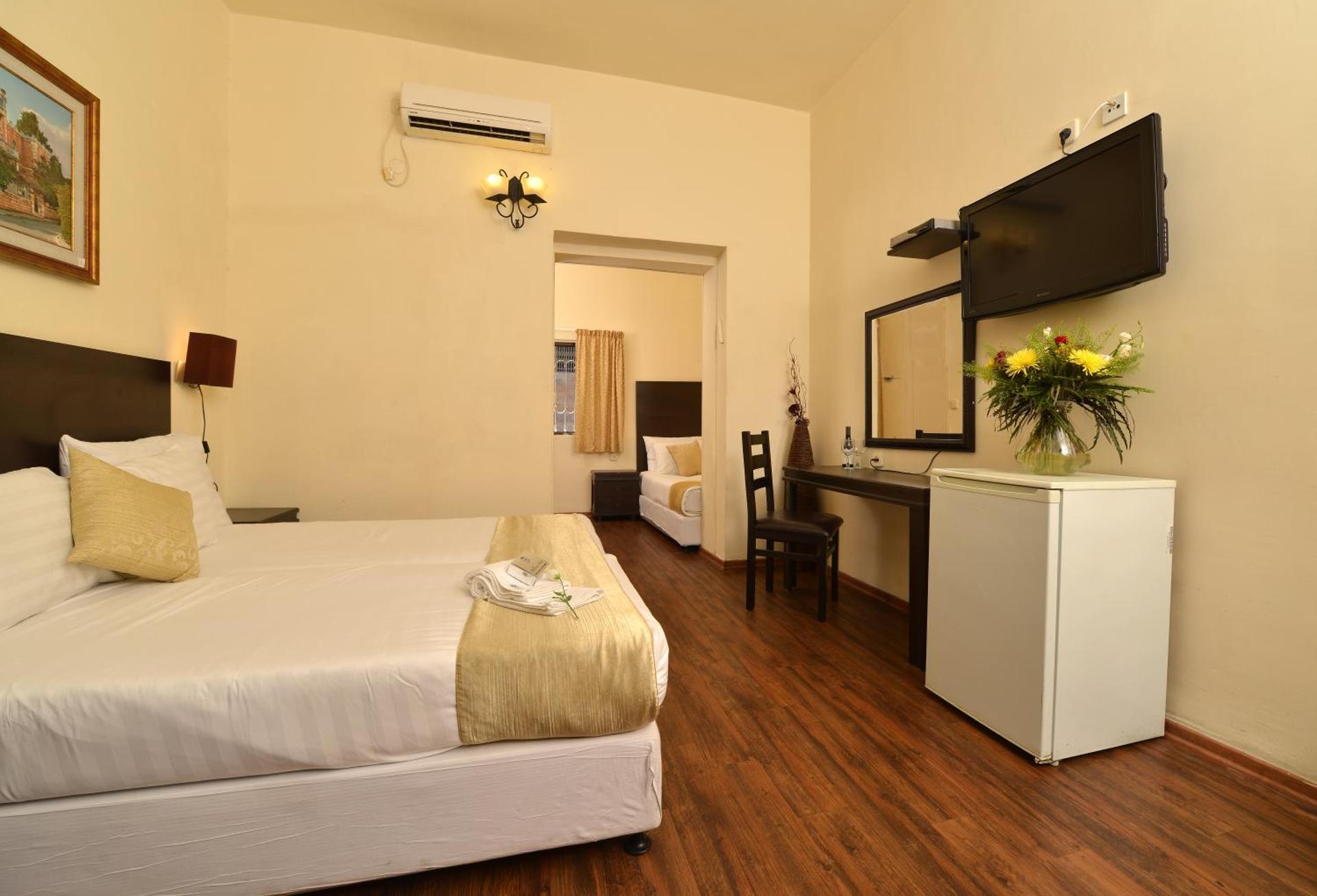 A Little House In Rechavia - Photo 25