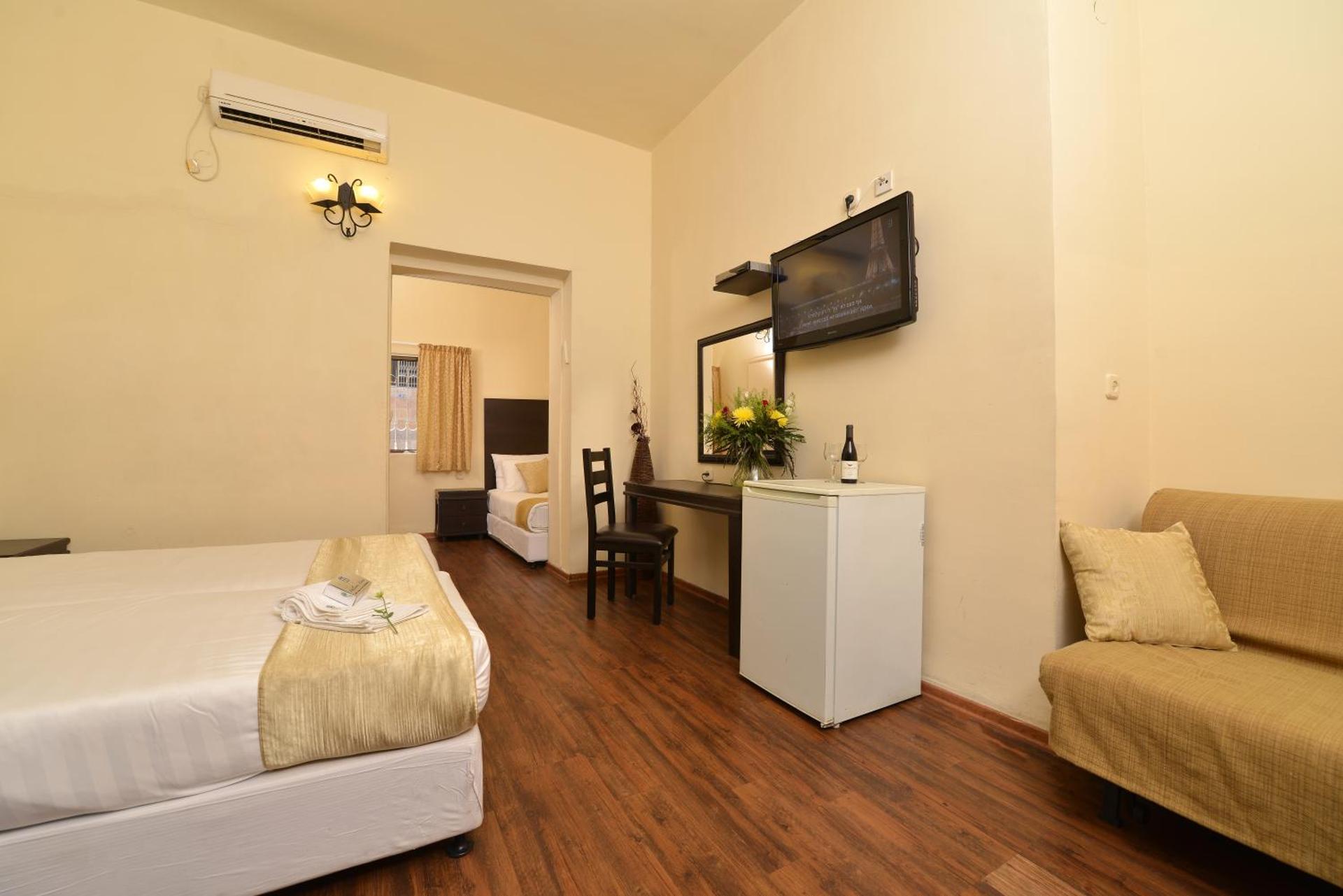 A Little House In Rechavia - Photo 23