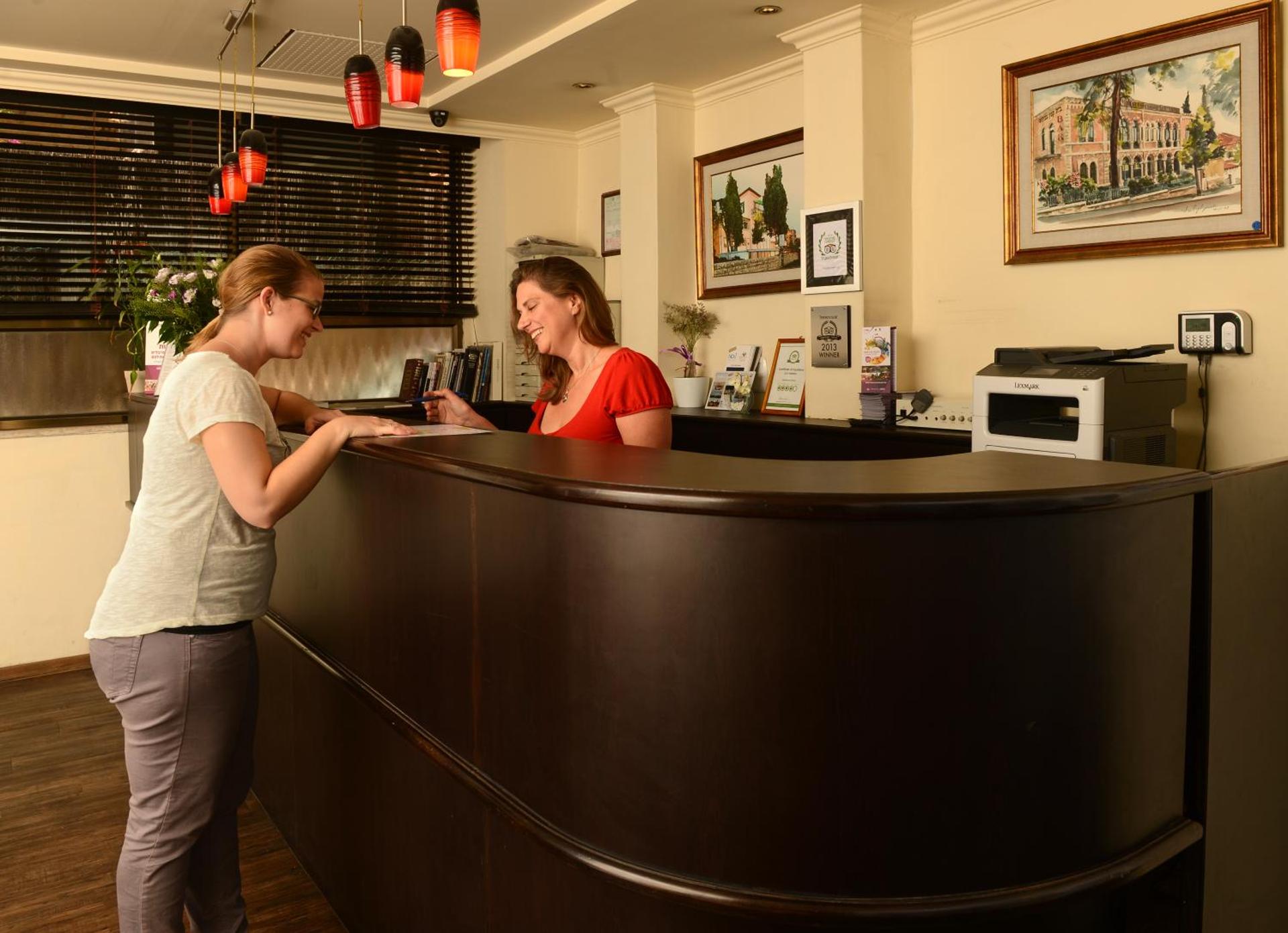 A Little House In Rechavia - Photo 33