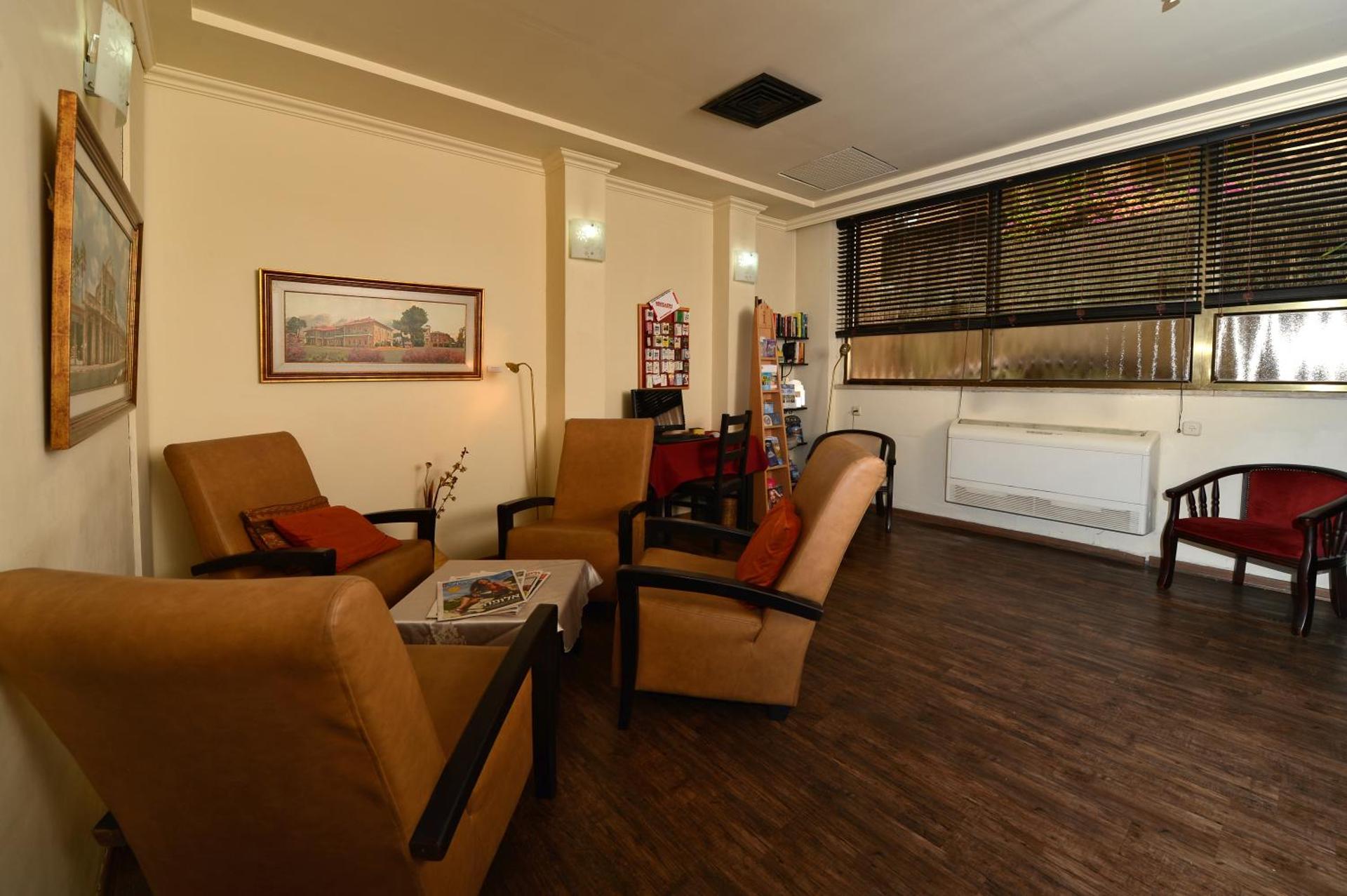 A Little House In Rechavia - Photo 62