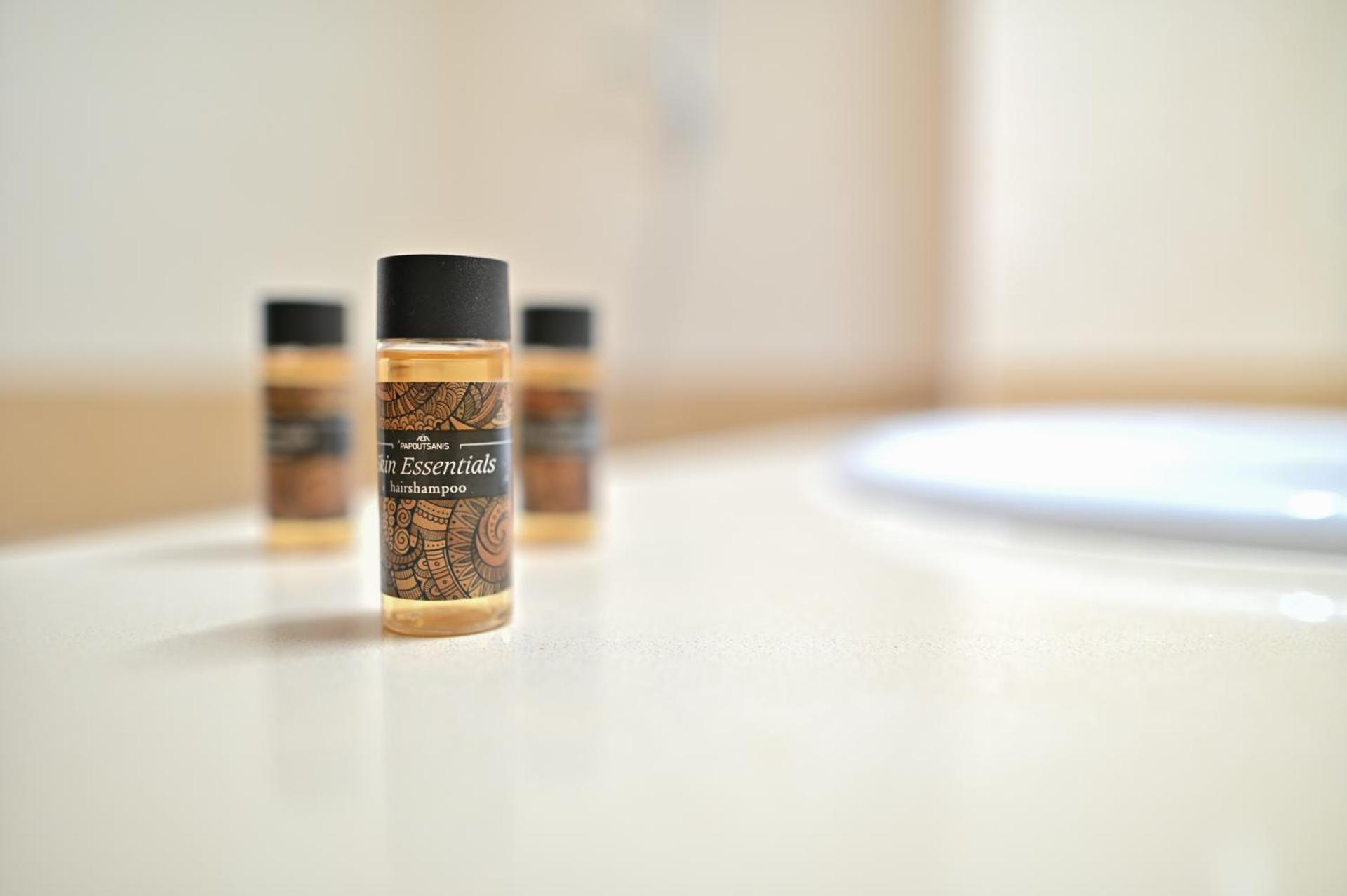 Veronica Hotel - Photo 9