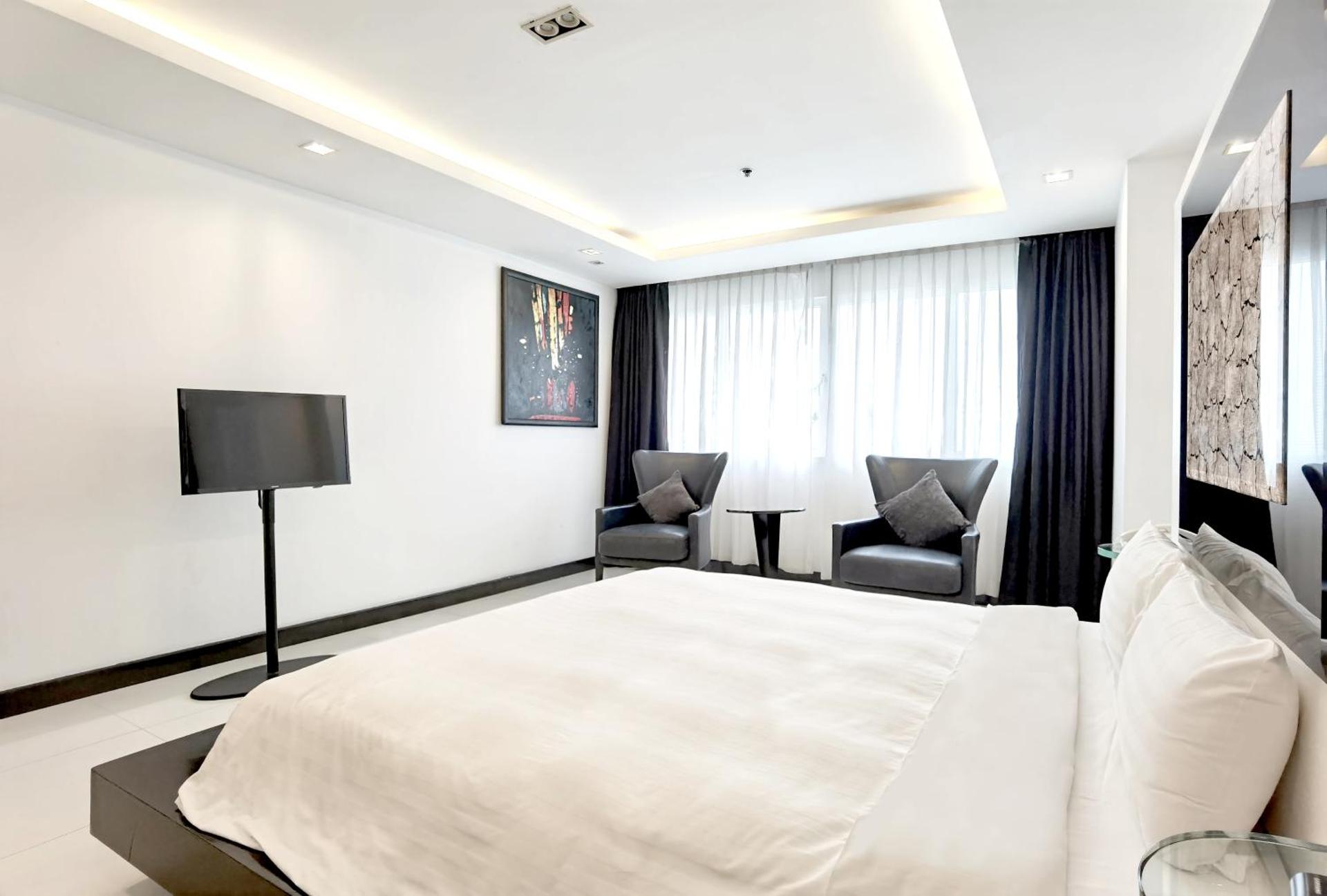 Nova Suites Pattaya by Compass Hospitality - Photo 36