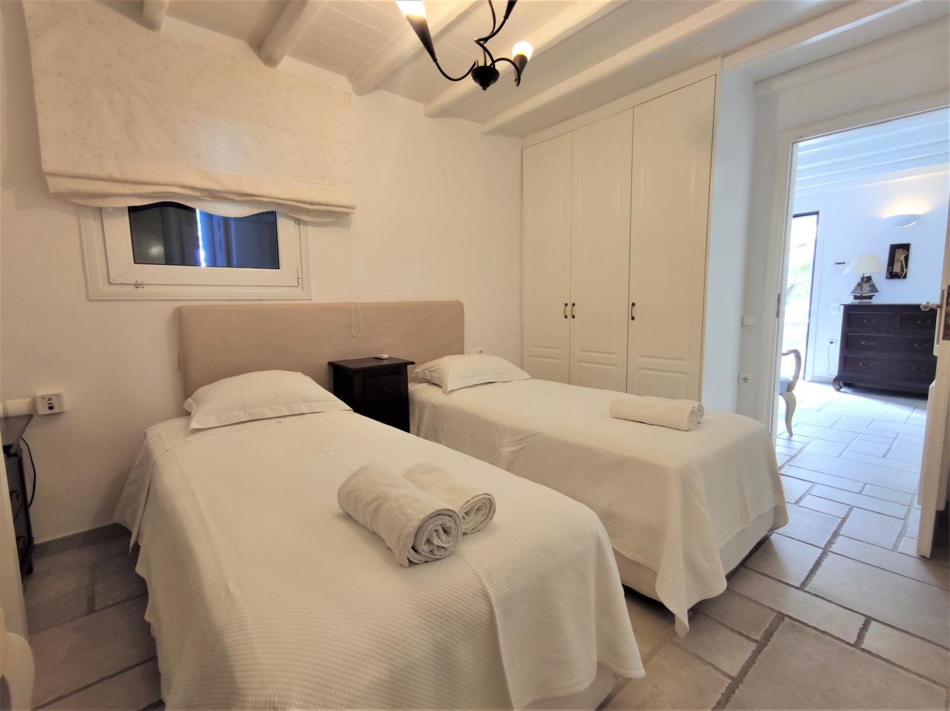 Mykonian Iros Suites & Villas - Photo 91