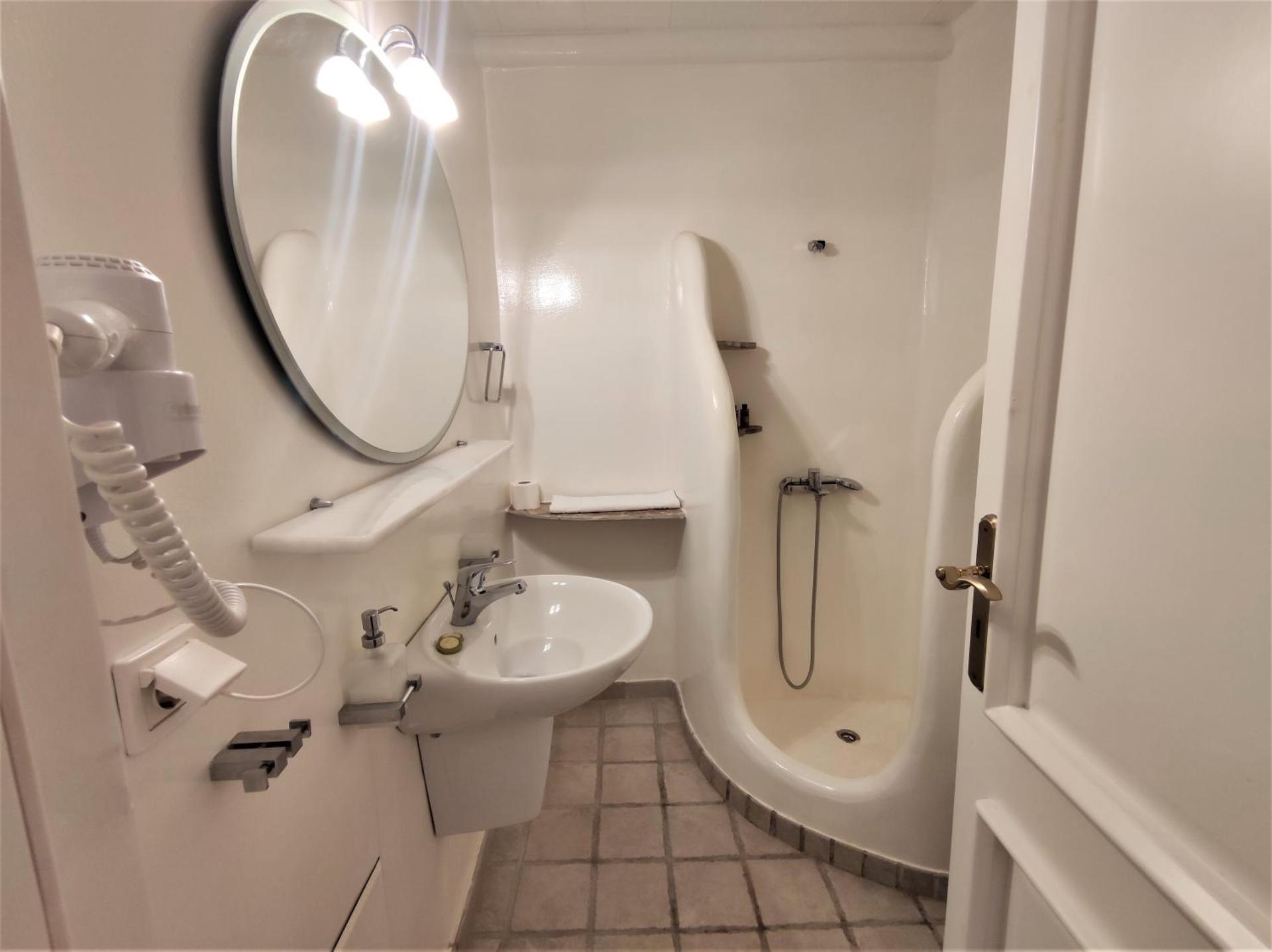 Mykonian Iros Suites & Villas - Photo 94